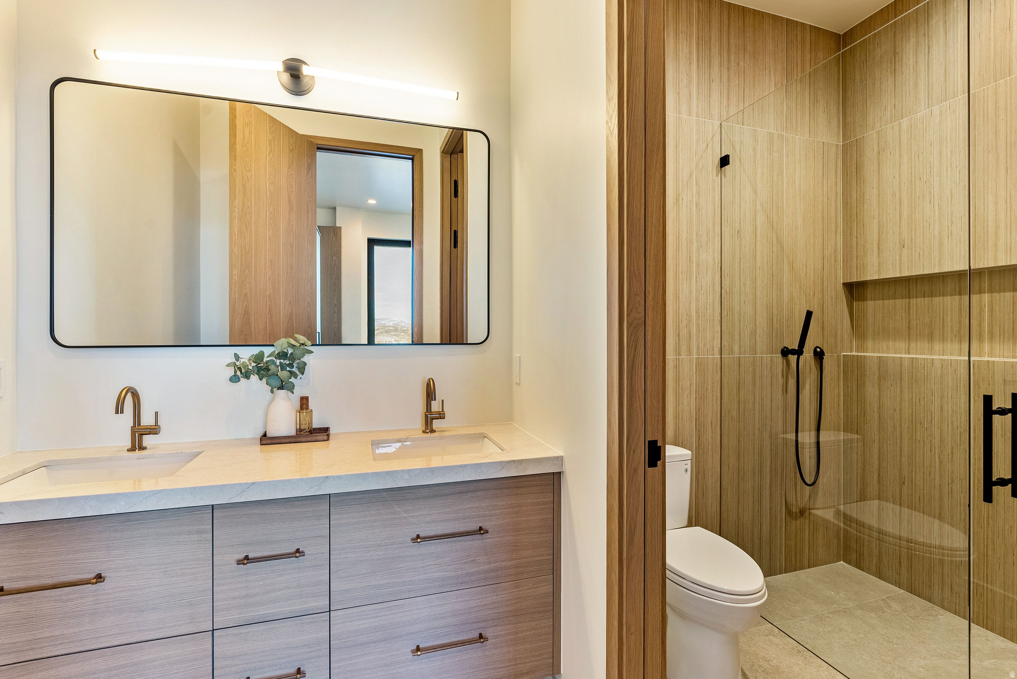 3972 E HARRIS WAY #112