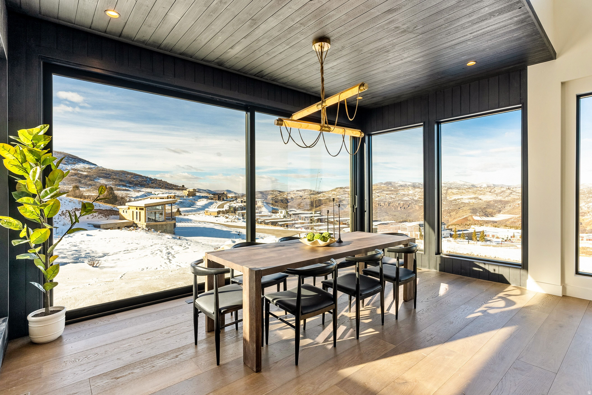 3972 E HARRIS WAY #112