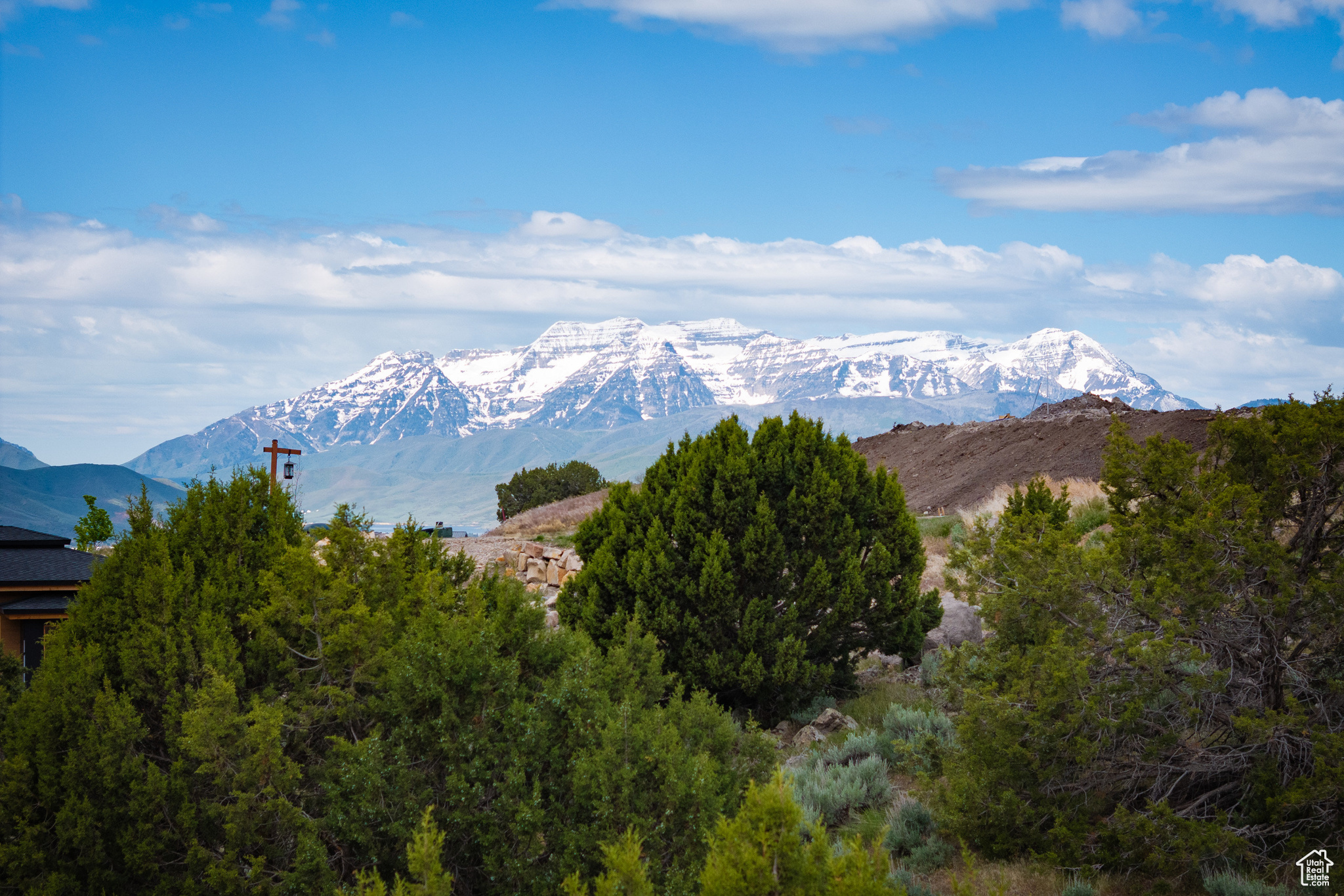 2762 E BOULDER TOP LOOP