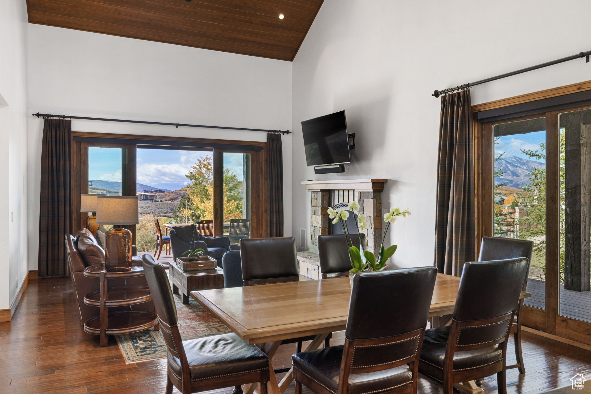 9835 N TUHAYE PARK DR