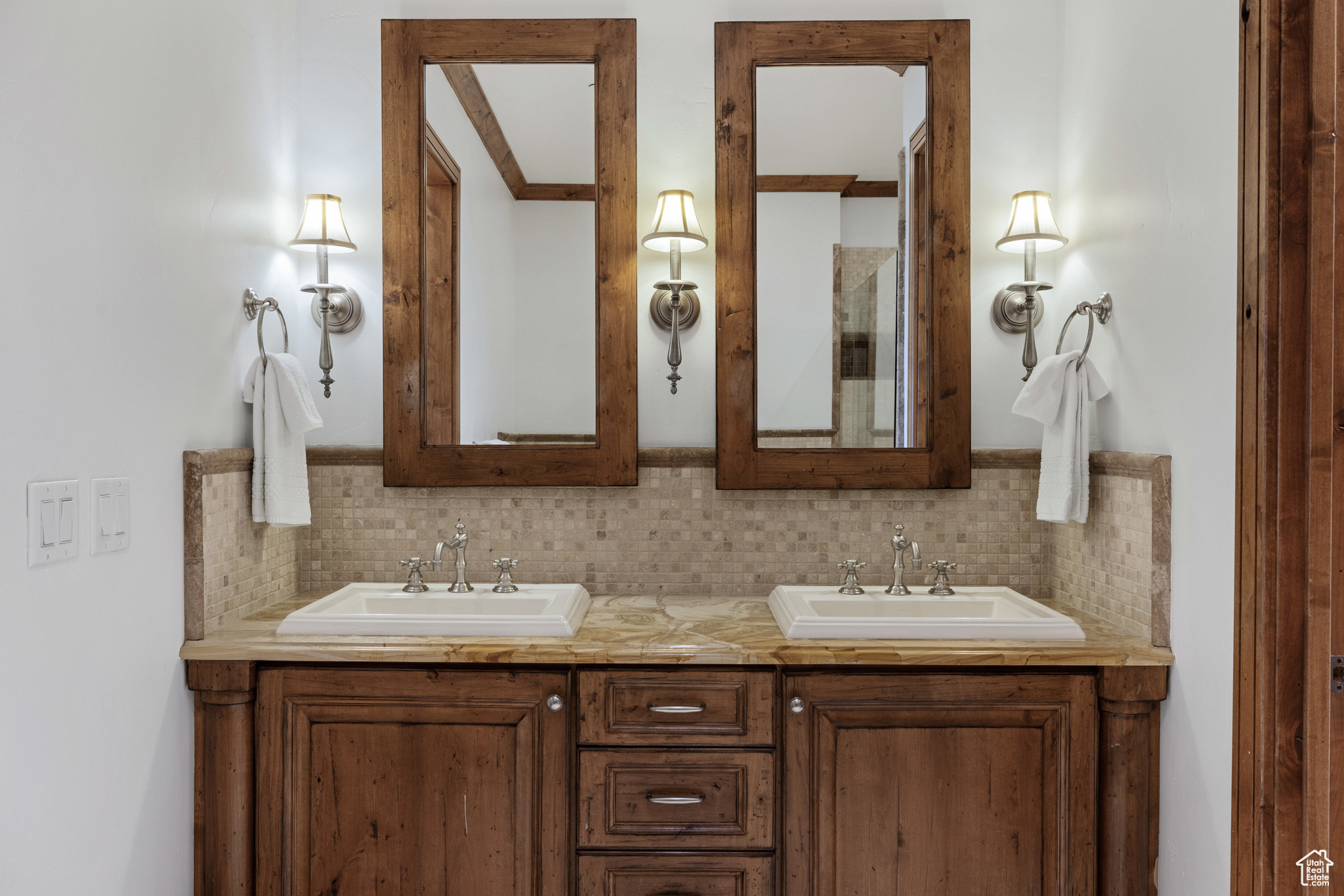 9835 N TUHAYE PARK DR