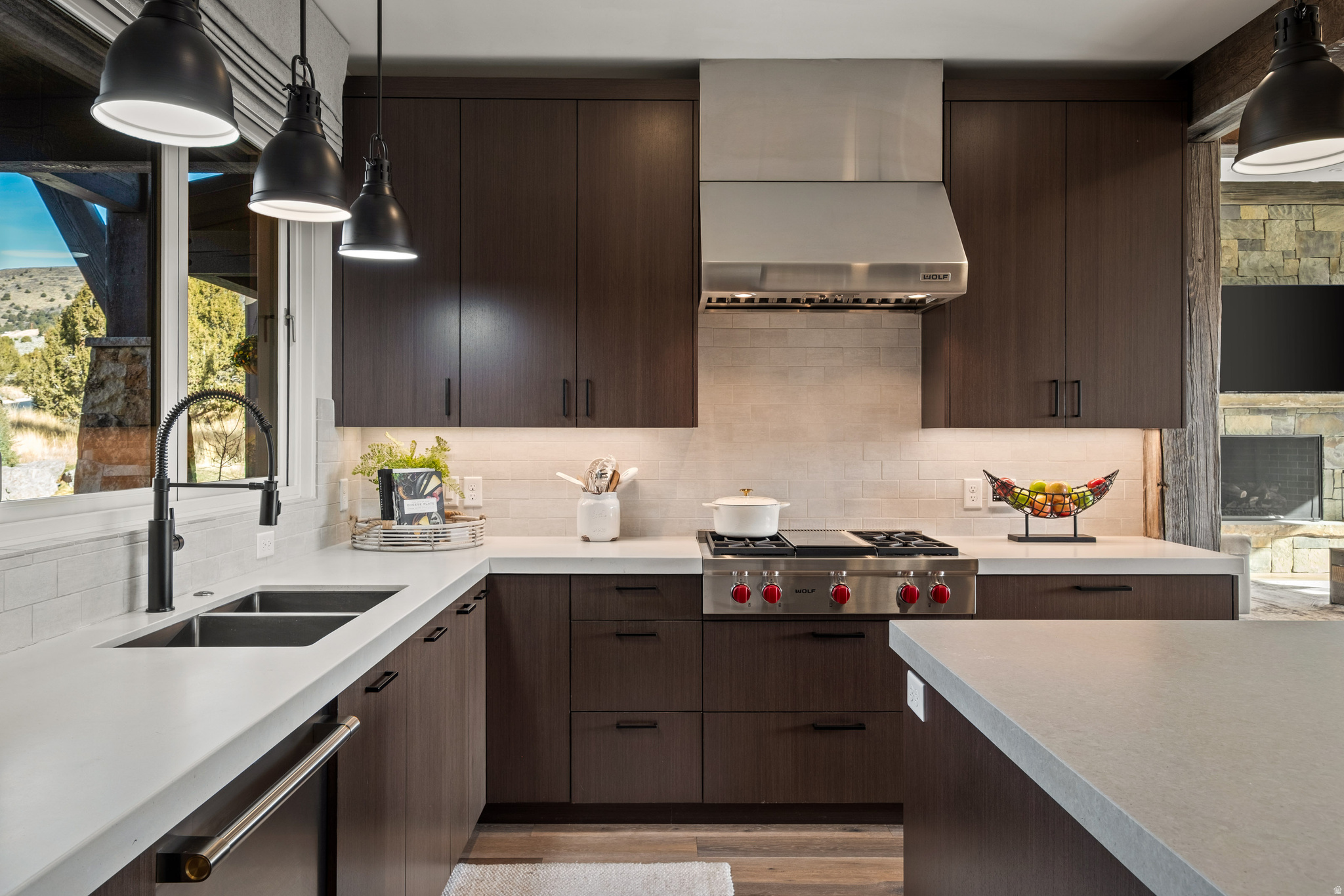 686 N RED MOUNTAIN CT #226