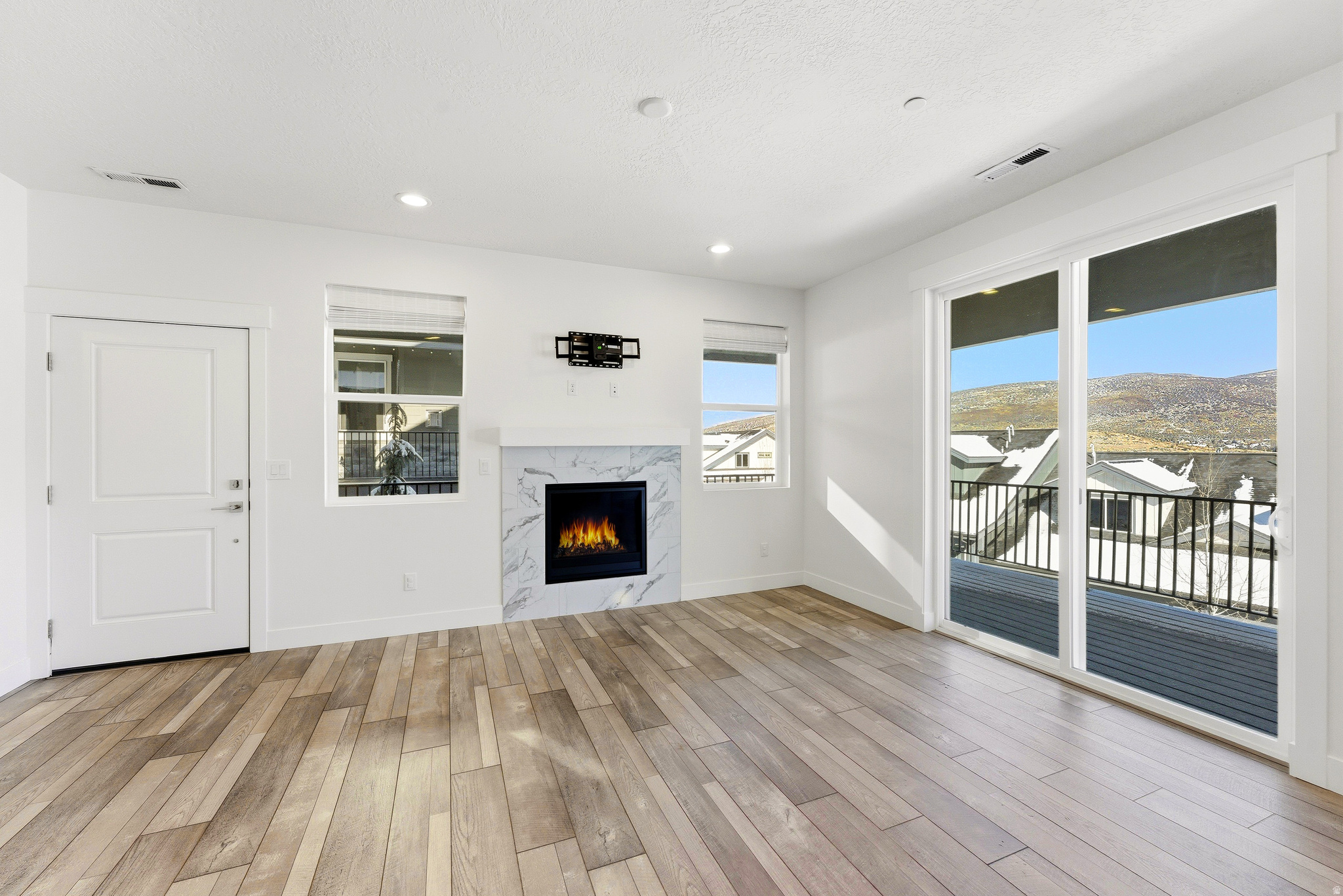 3342 SANTA FE RD