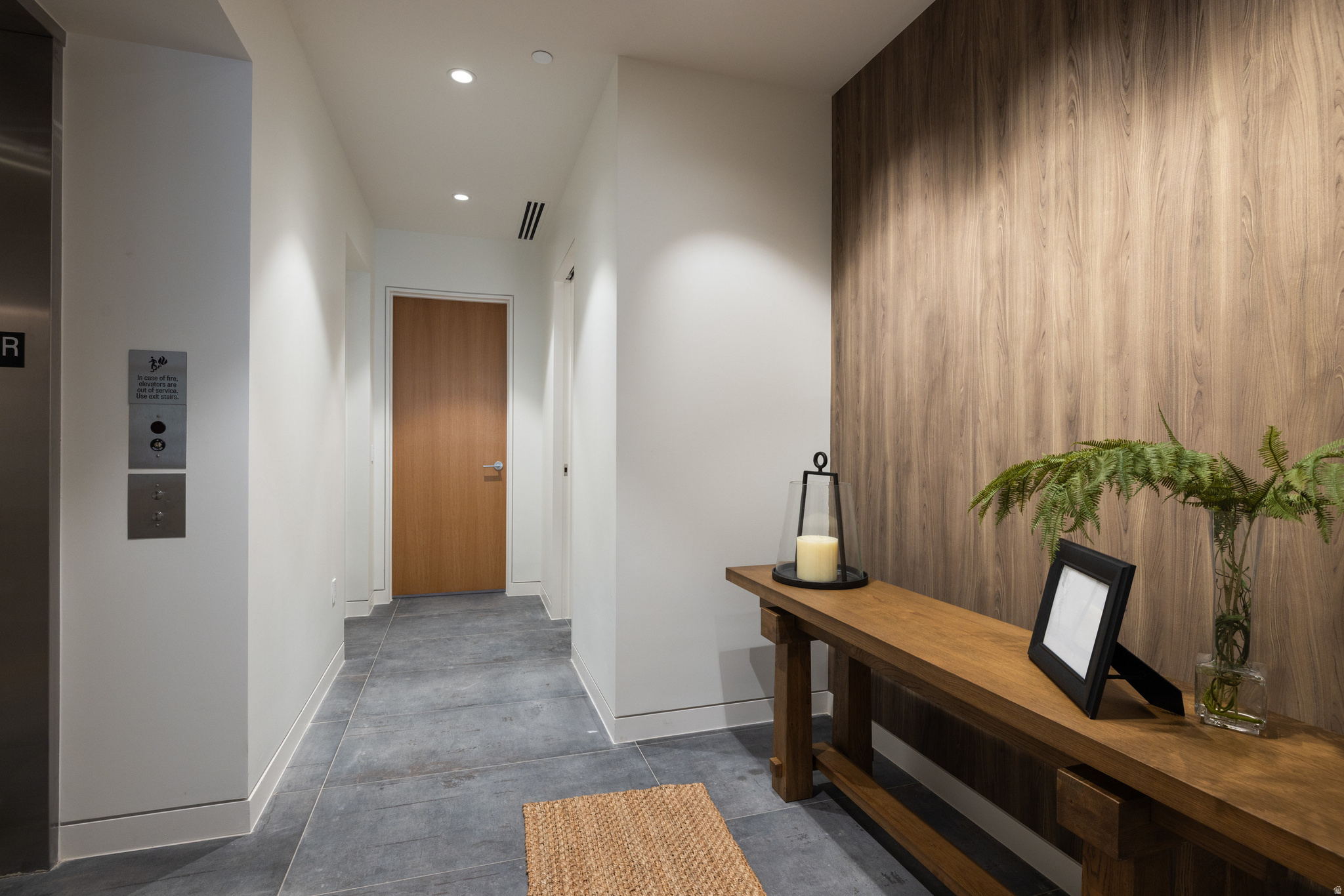 3267 W DEER HOLLOW RD #2402