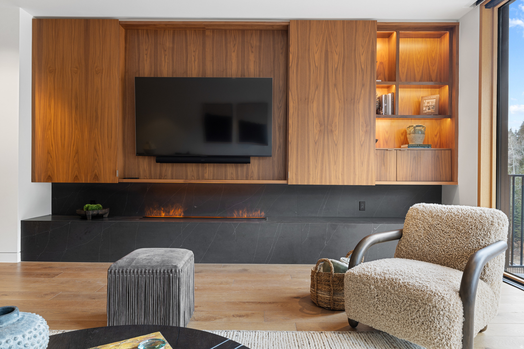 3267 W DEER HOLLOW RD #2402