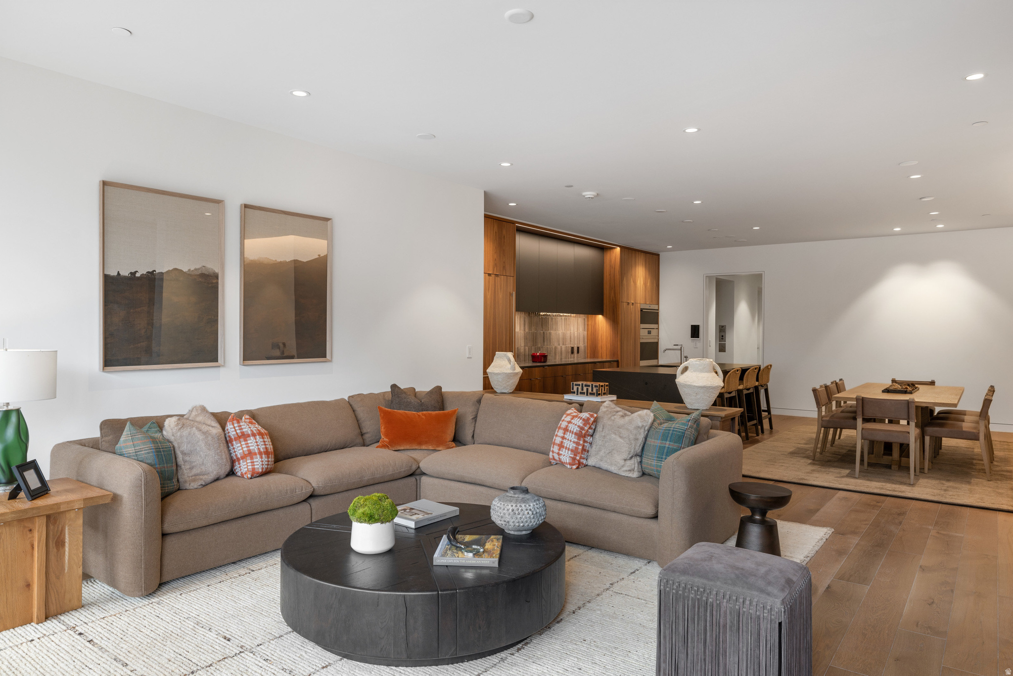 3267 W DEER HOLLOW RD #2402