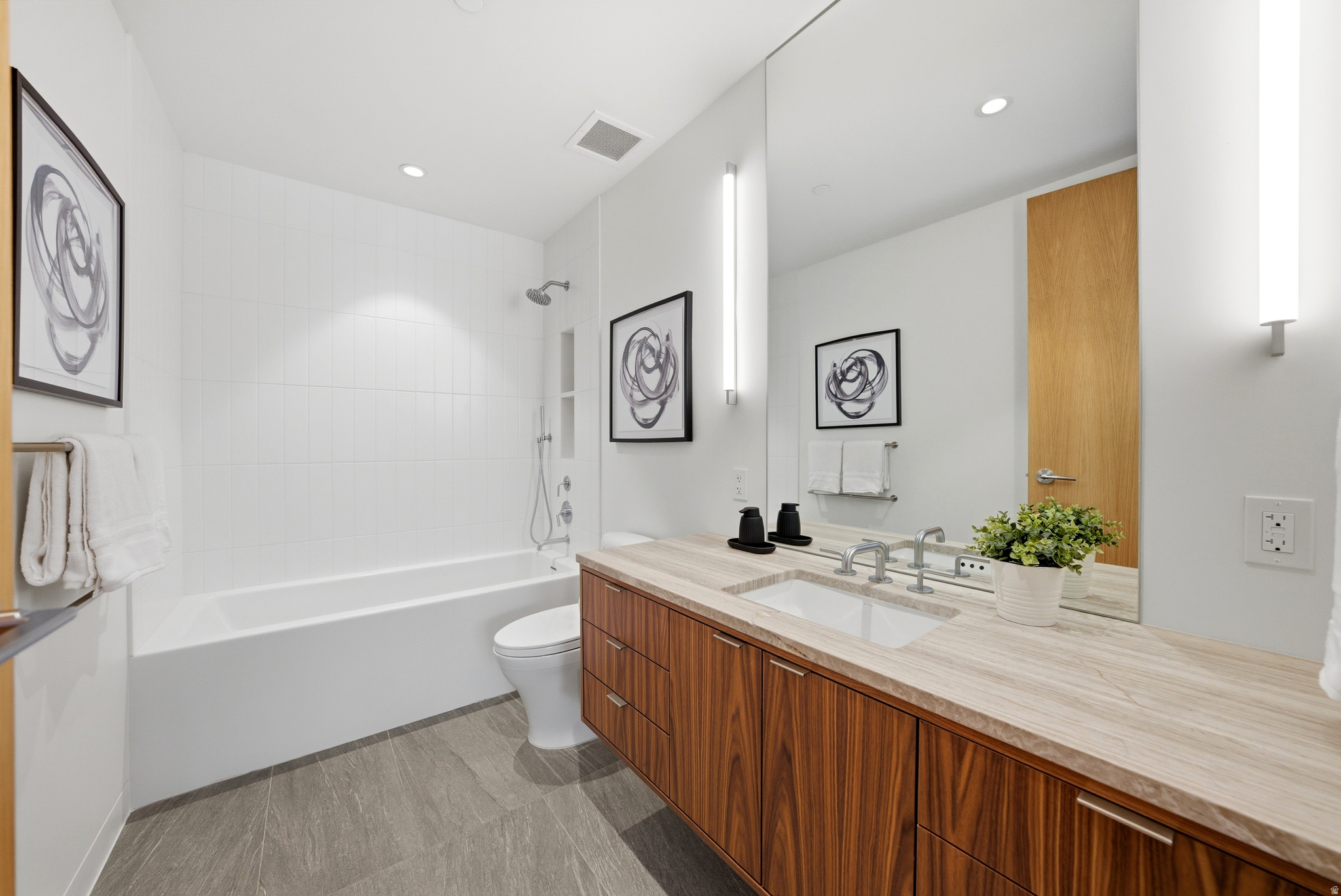 3267 W DEER HOLLOW DR #3206