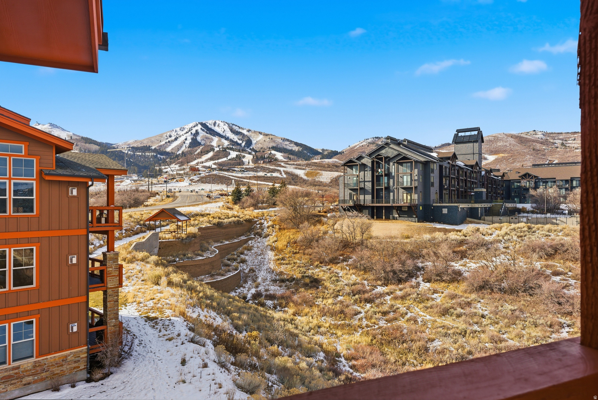 1288 DEER PARK CIR #302