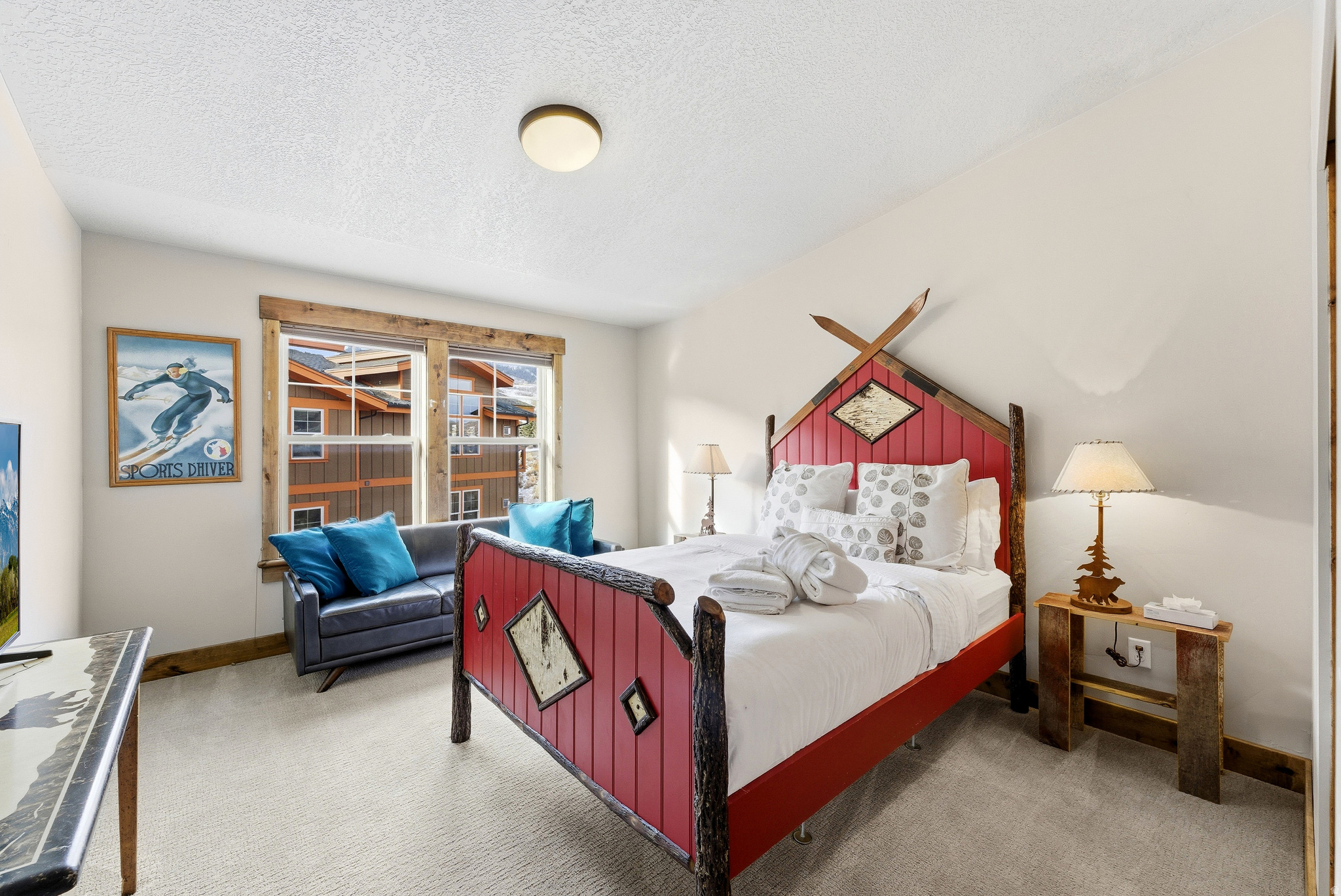 1288 DEER PARK CIR #302