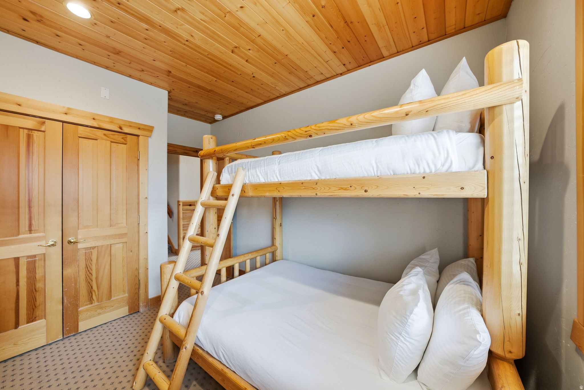 1790 DEER VALLEY DR #502