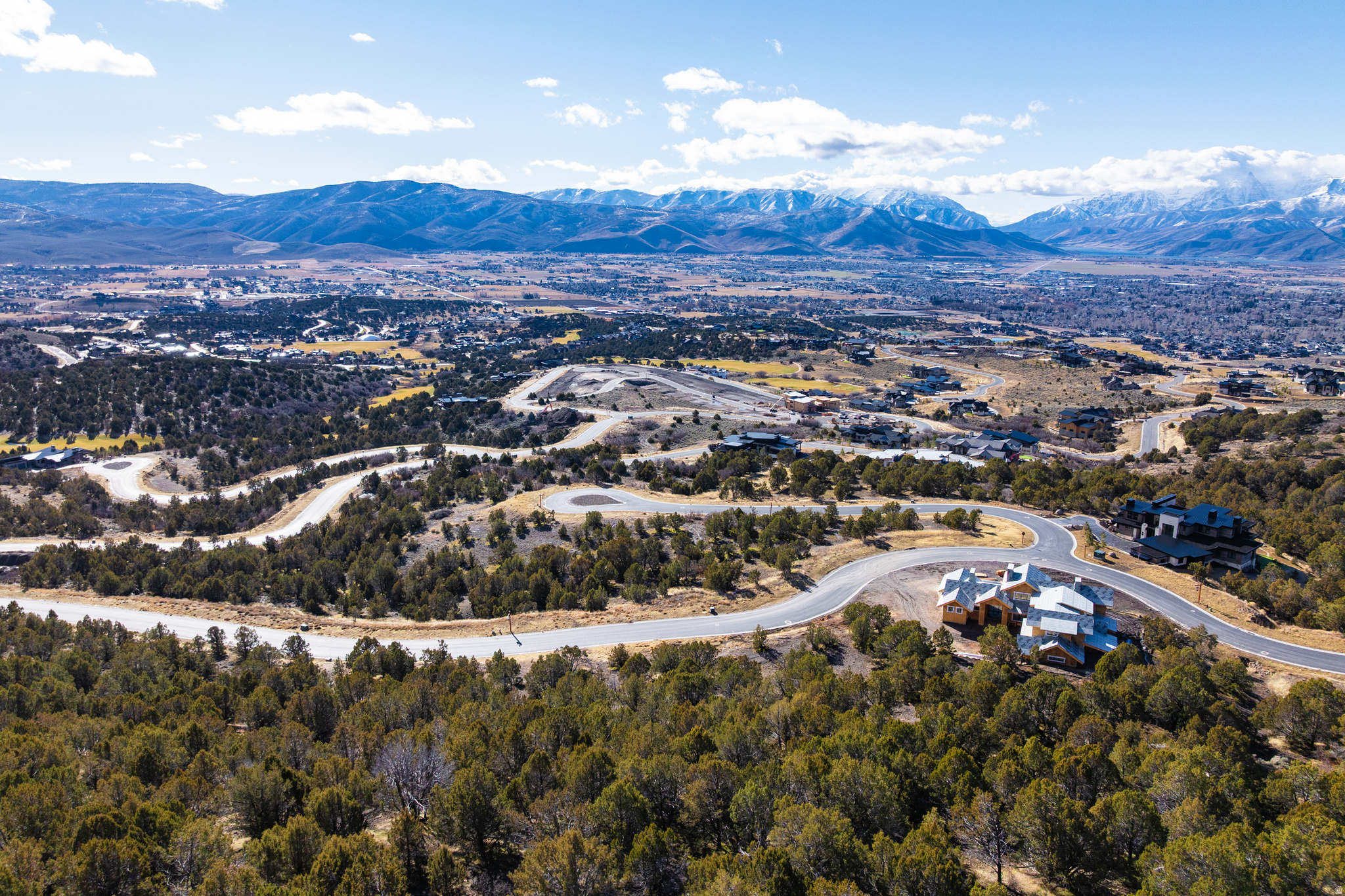 2877 E LA SAL PEAK DR Unit: 606