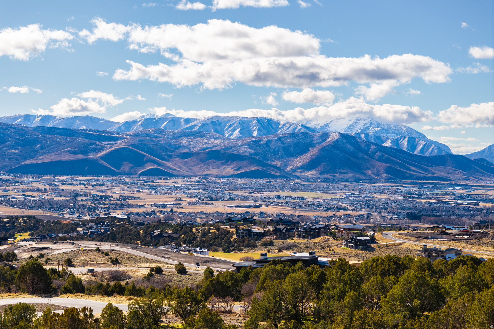 2877 E LA SAL PEAK DR Unit: 606