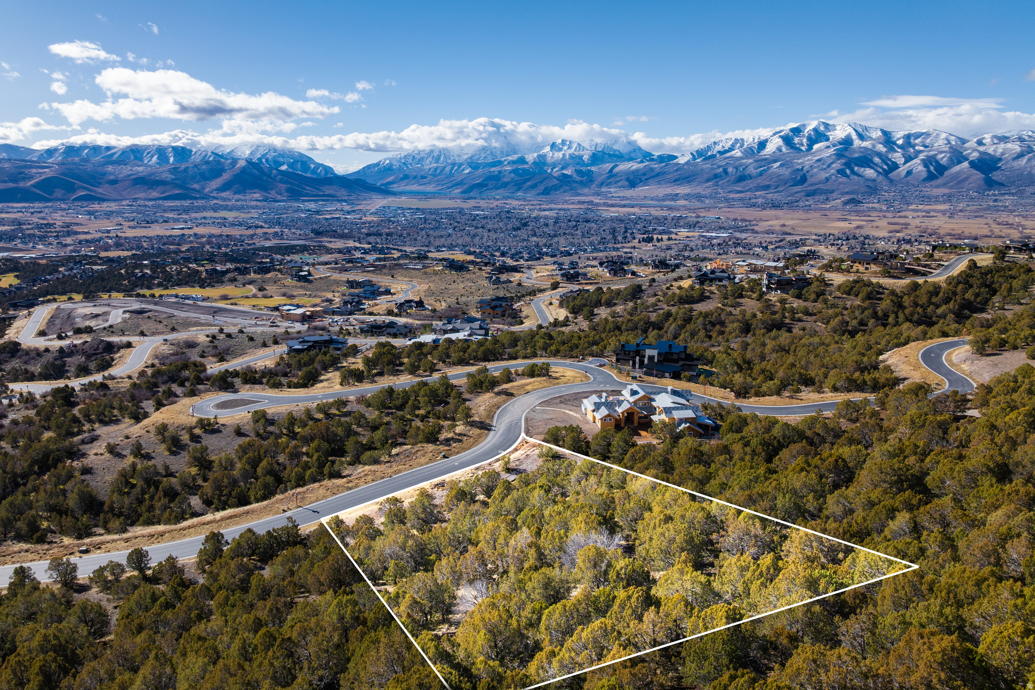 2877 E LA SAL PEAK DR Unit: 606