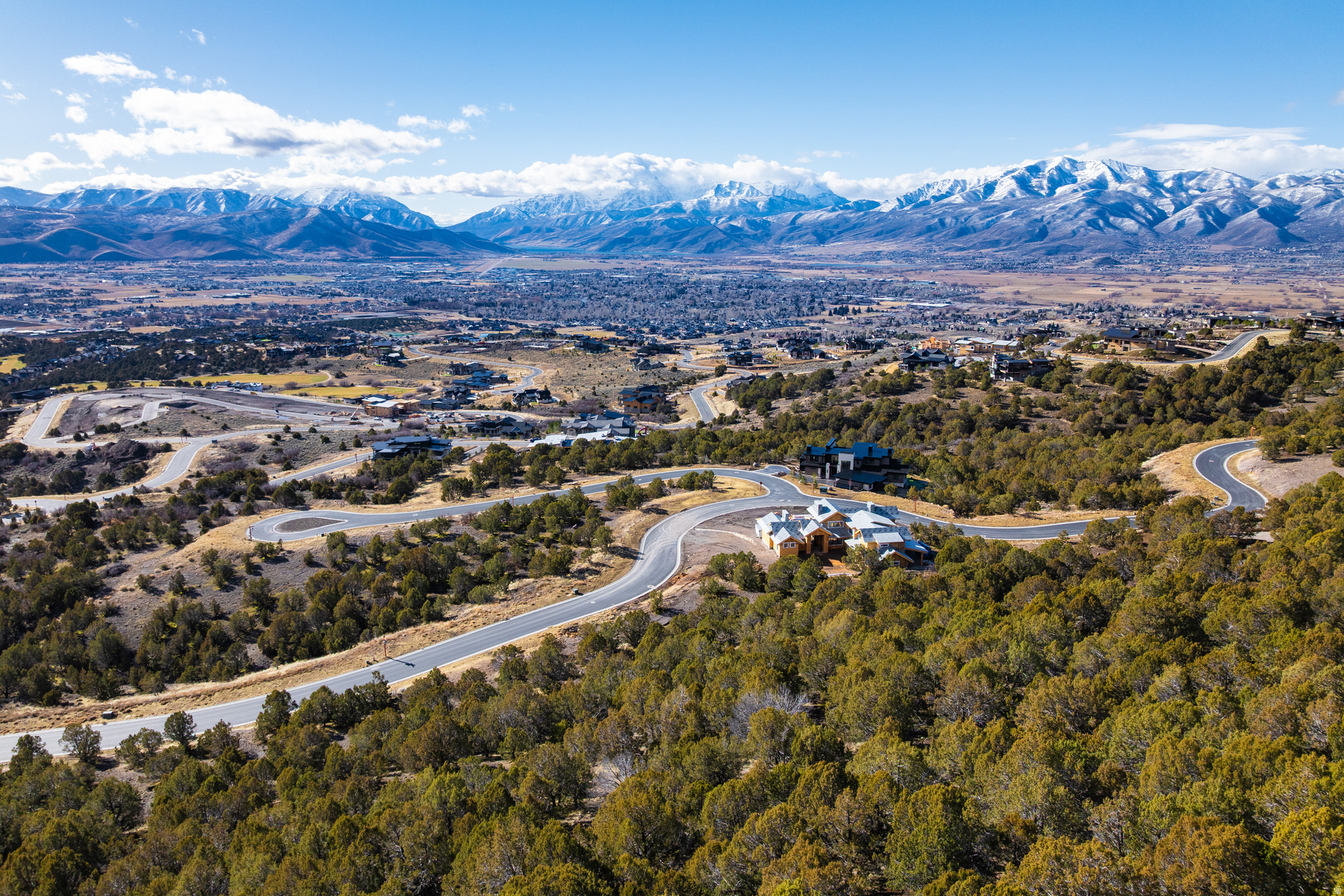 2877 E LA SAL PEAK DR Unit: 606