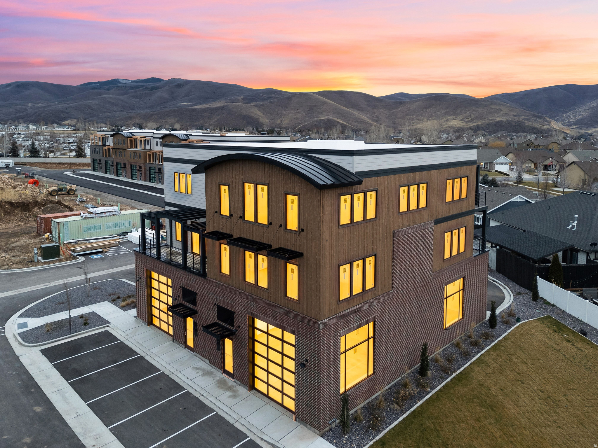 1922 S HIGHWAY 40 #40