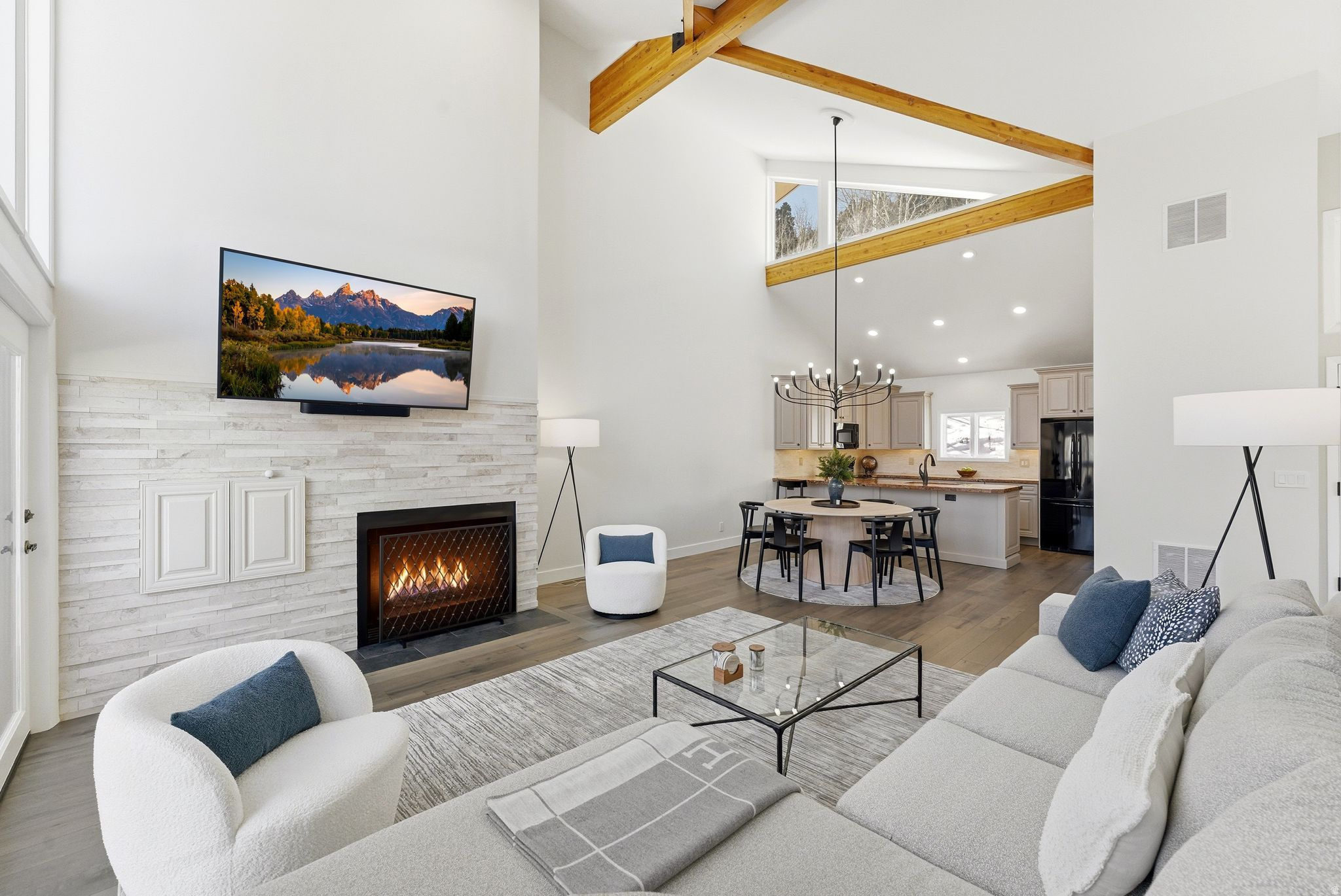 1540 S DEER VALLEY DR #27