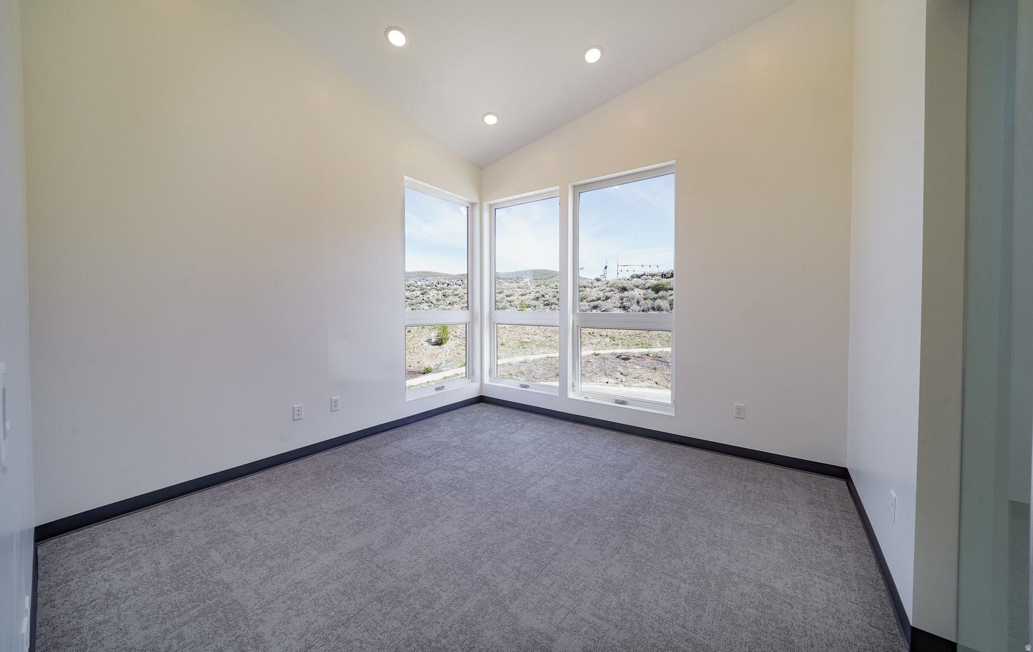 1086 W WASATCH SPRING RD