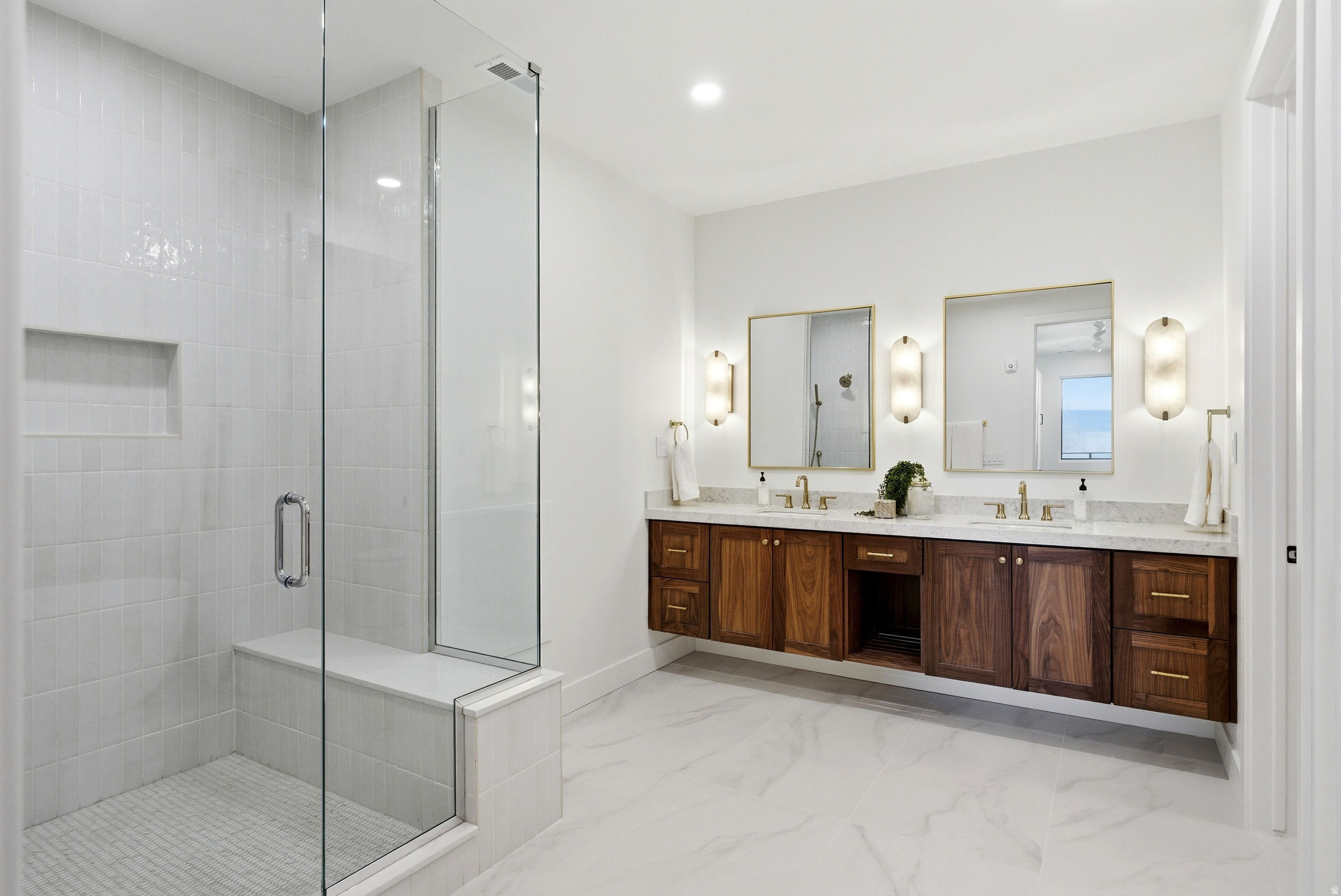 1922 S HIGHWAY 40 #2