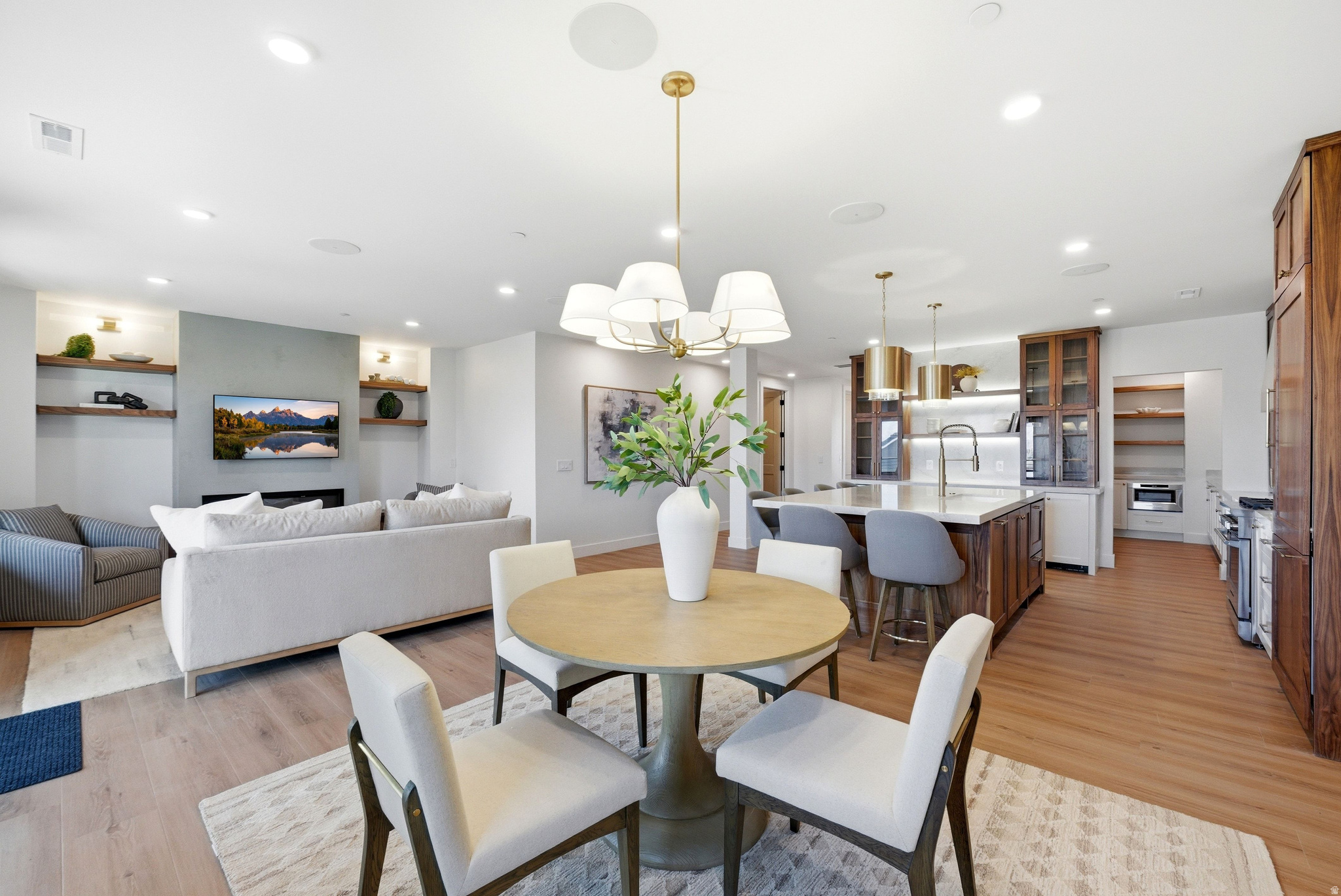 1922 S HIGHWAY 40 #2