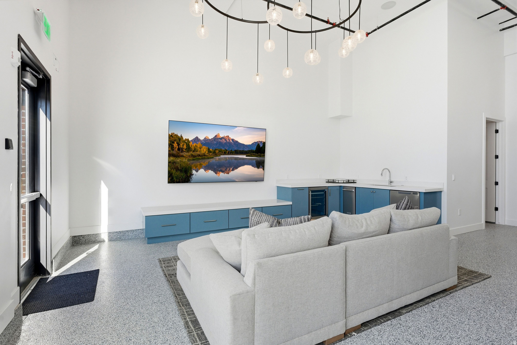 1922 S HIGHWAY 40 #2