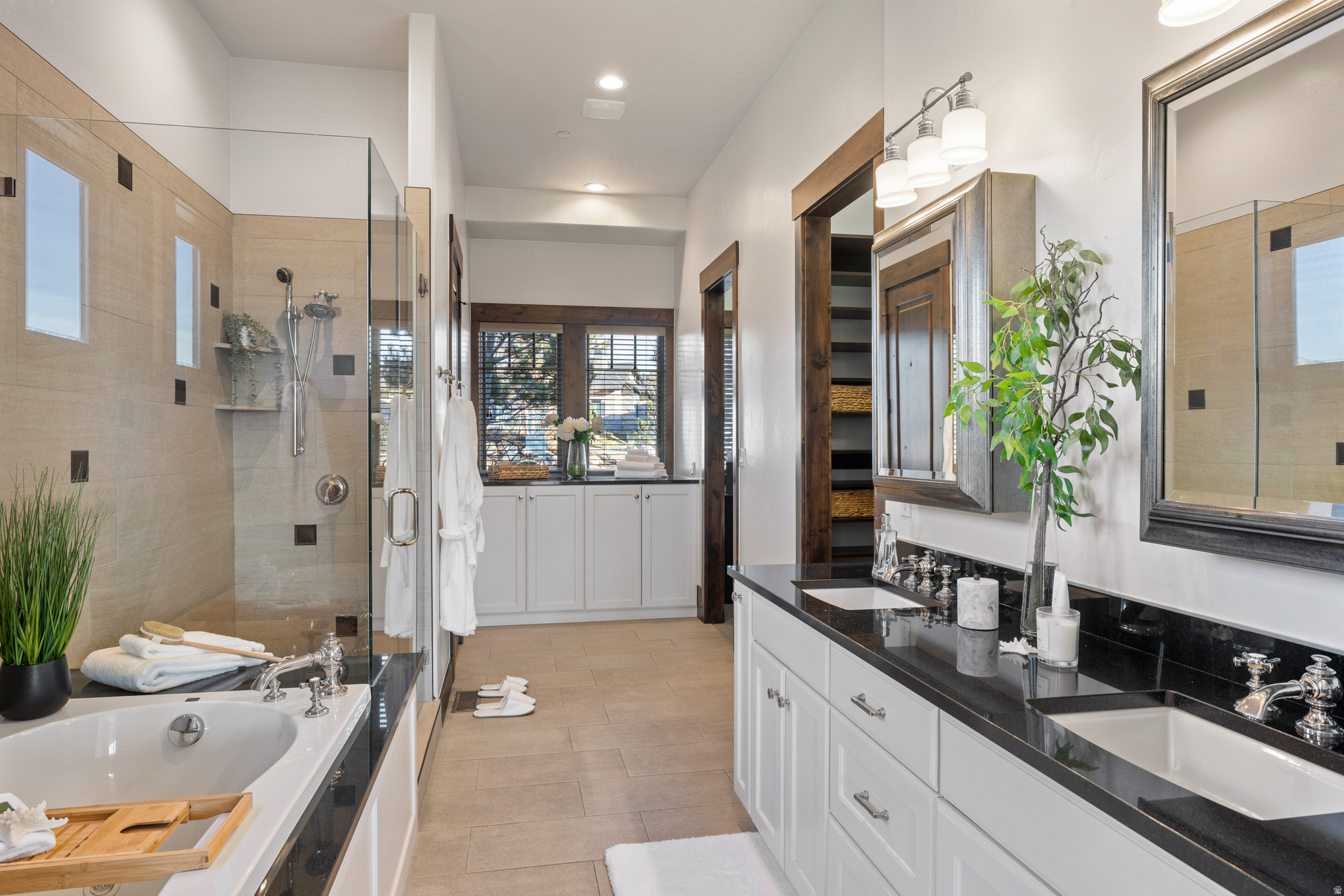 707 N CHIMNEY ROCK RD #247