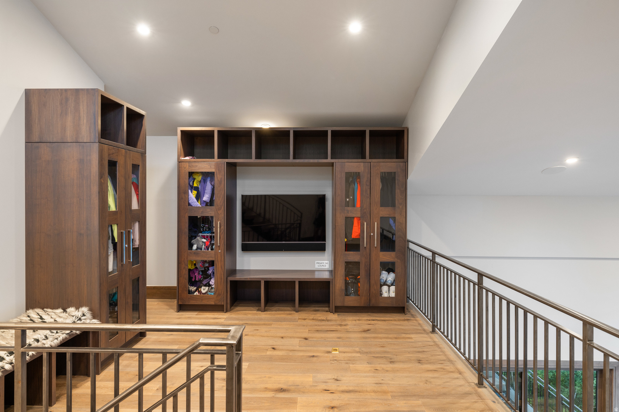 10738 SUMMIT VIEW DR