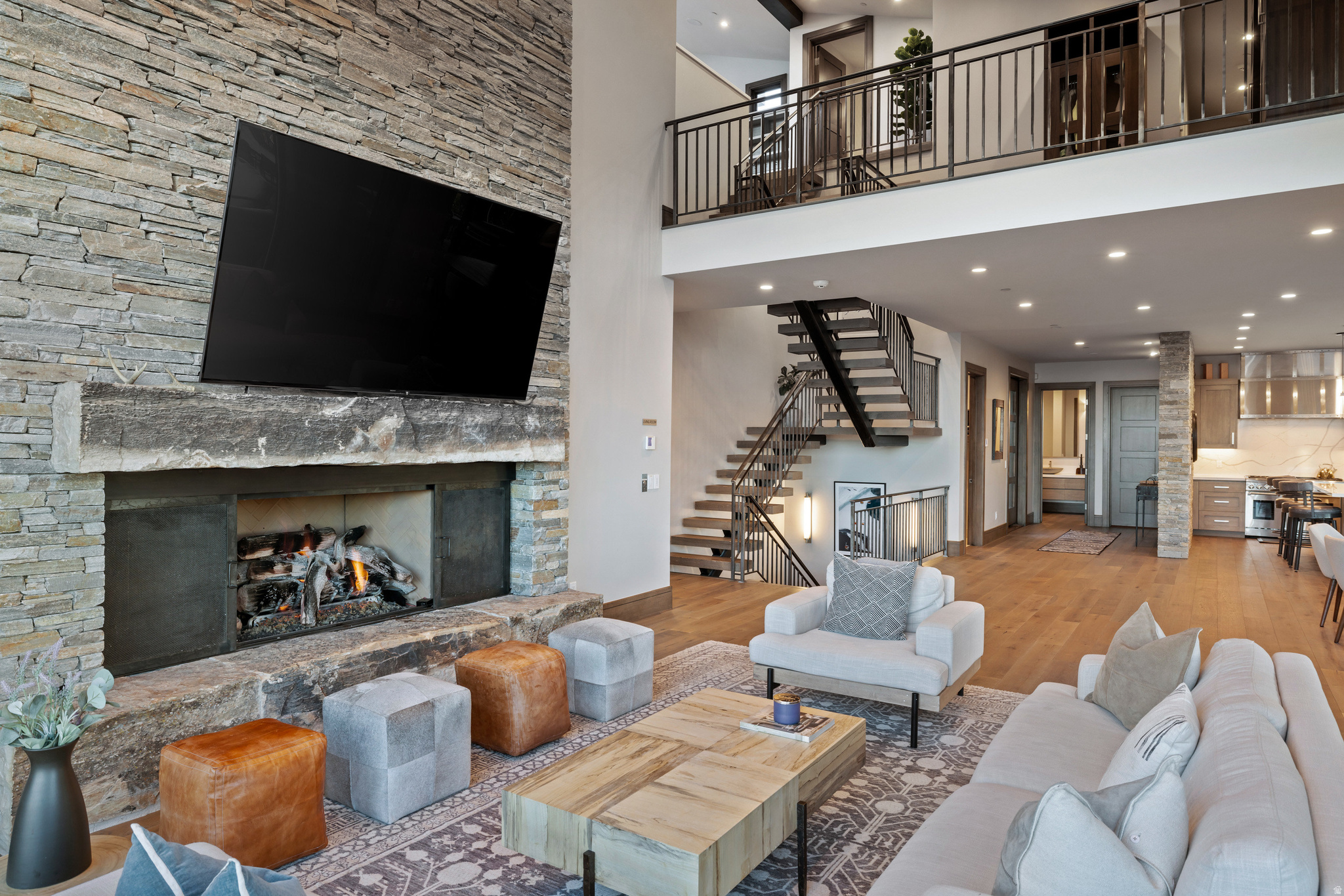 10738 SUMMIT VIEW DR