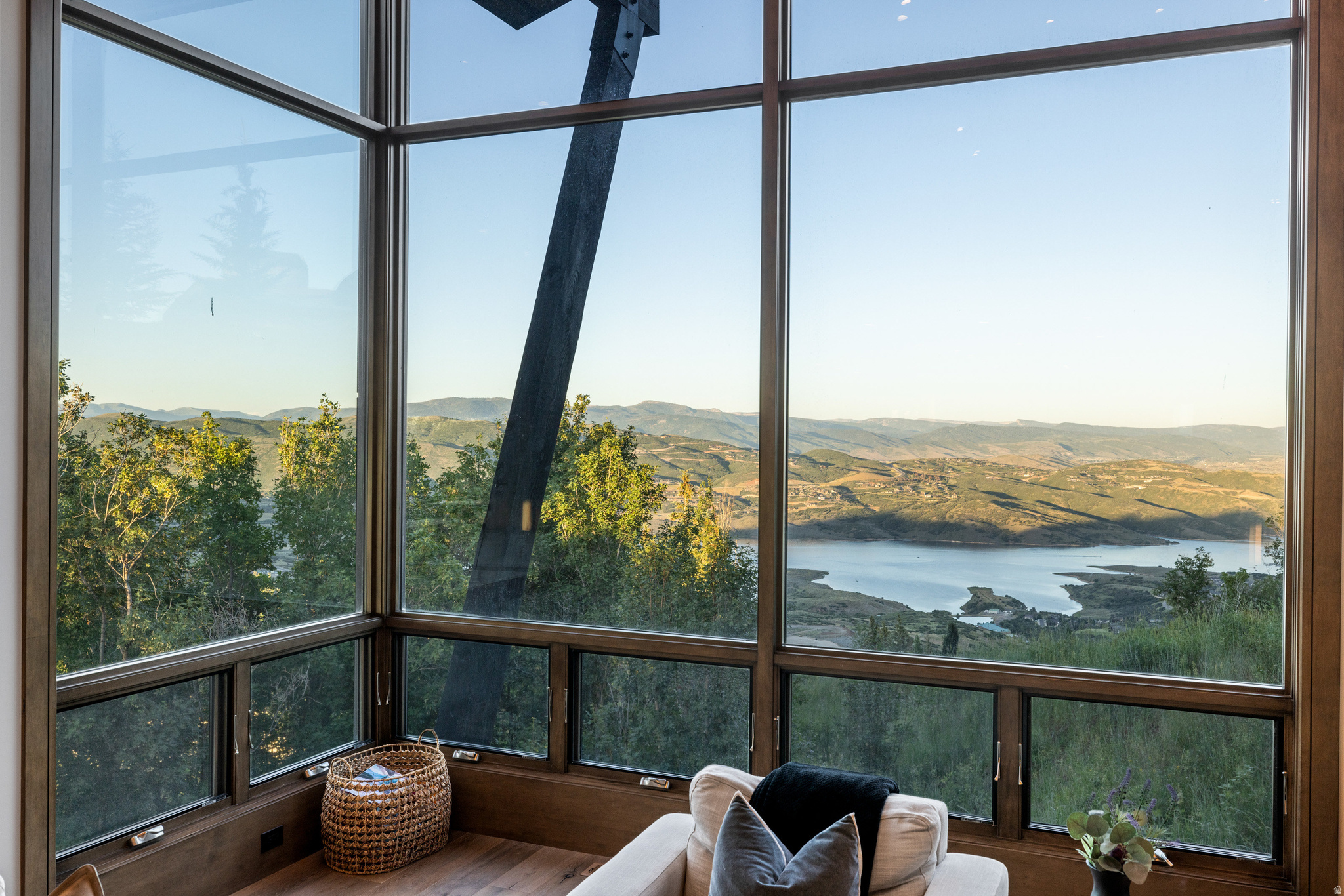 10738 SUMMIT VIEW DR