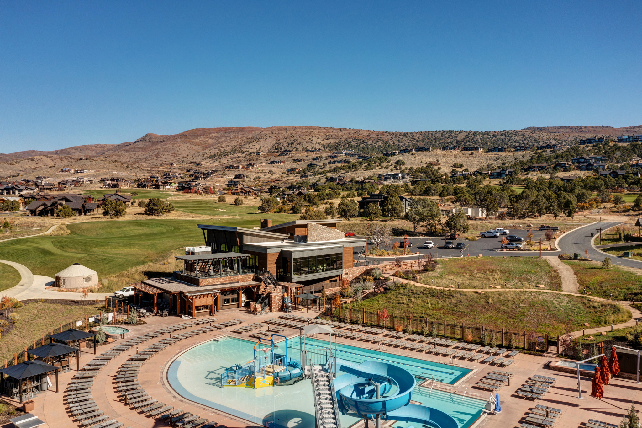 2898 E LA SAL PEAK DR Unit: 647
