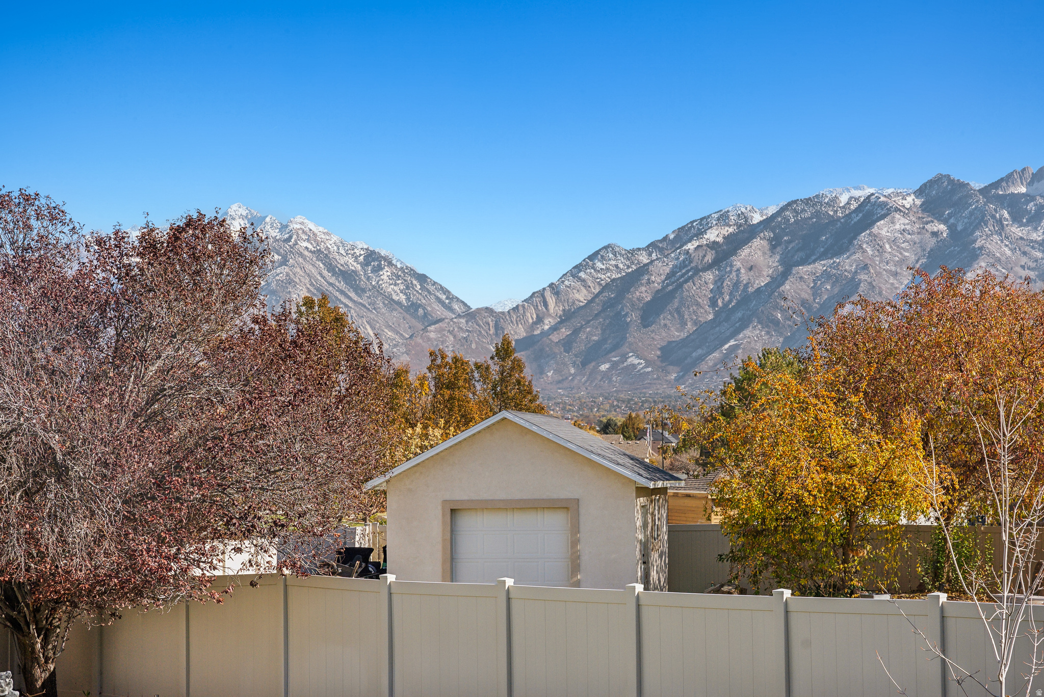 11694 S STONE CREST CIR