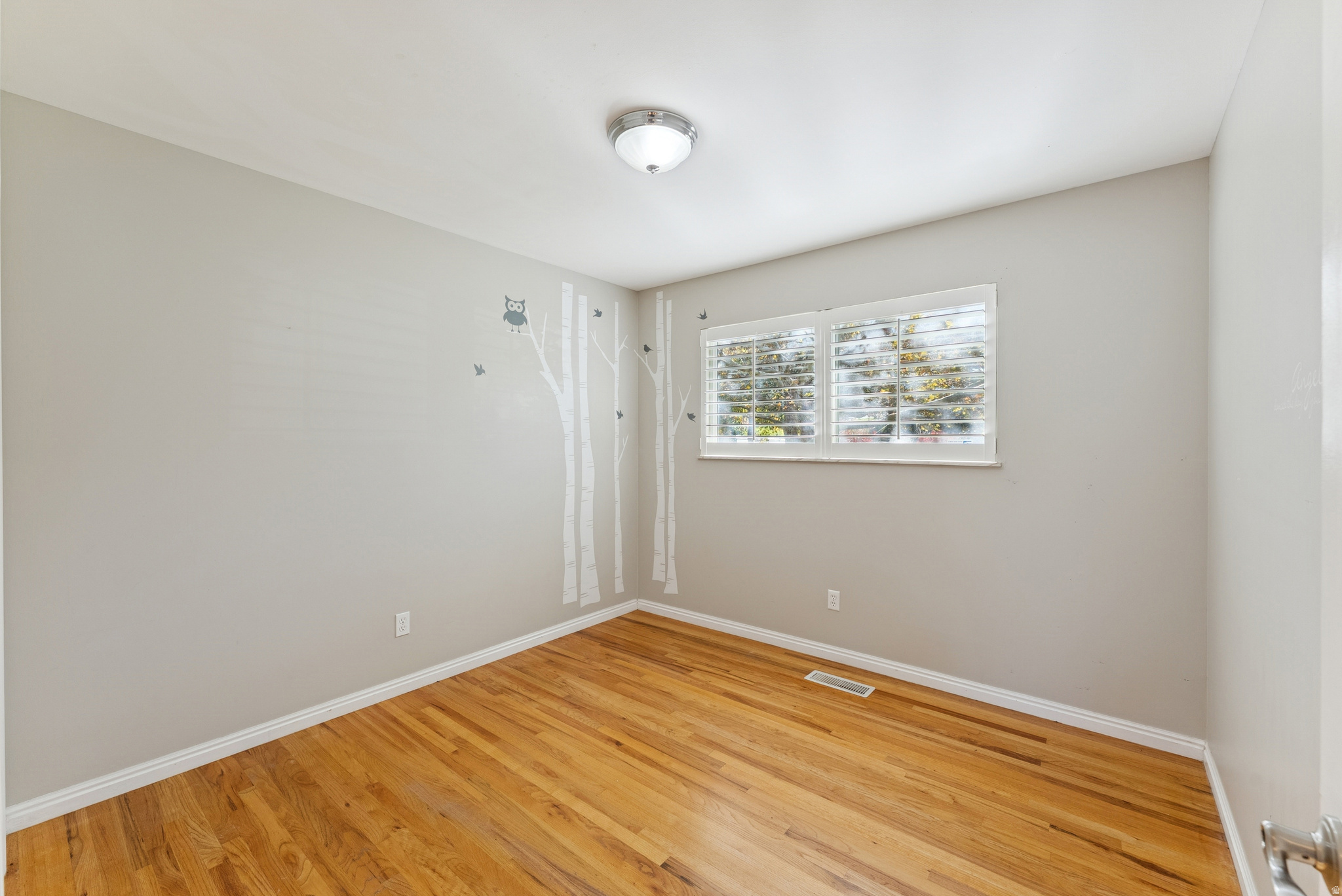 3651 E OAKVIEW DR