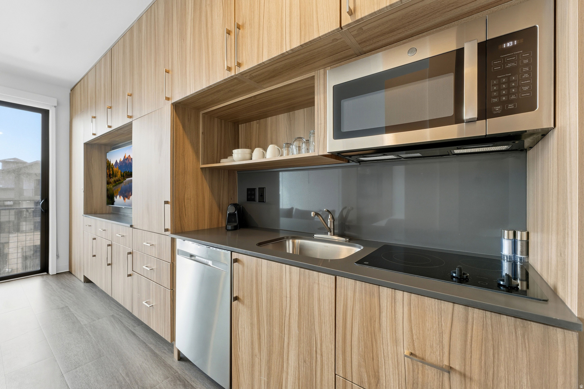 2670 W CANYONS RESORT DR #203