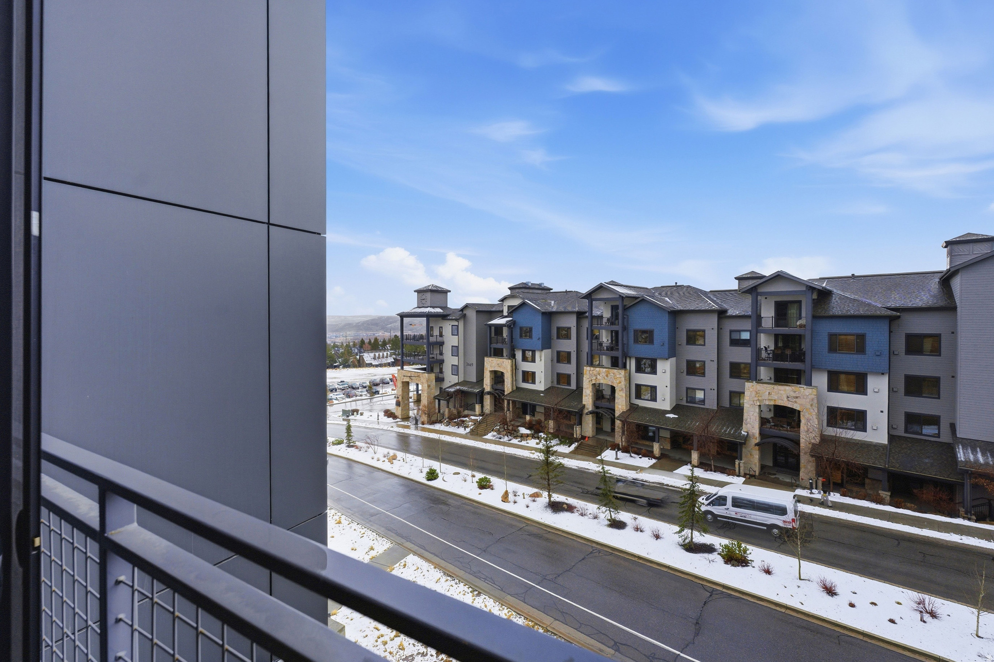 2670 W CANYONS RESORT DR #203