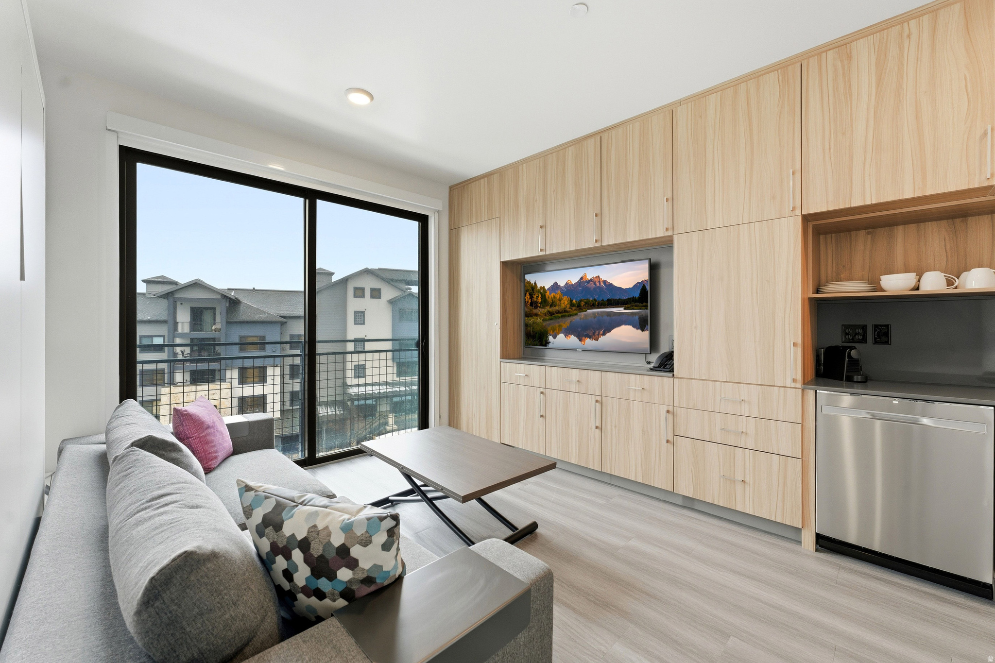 2670 W CANYONS RESORT DR #203