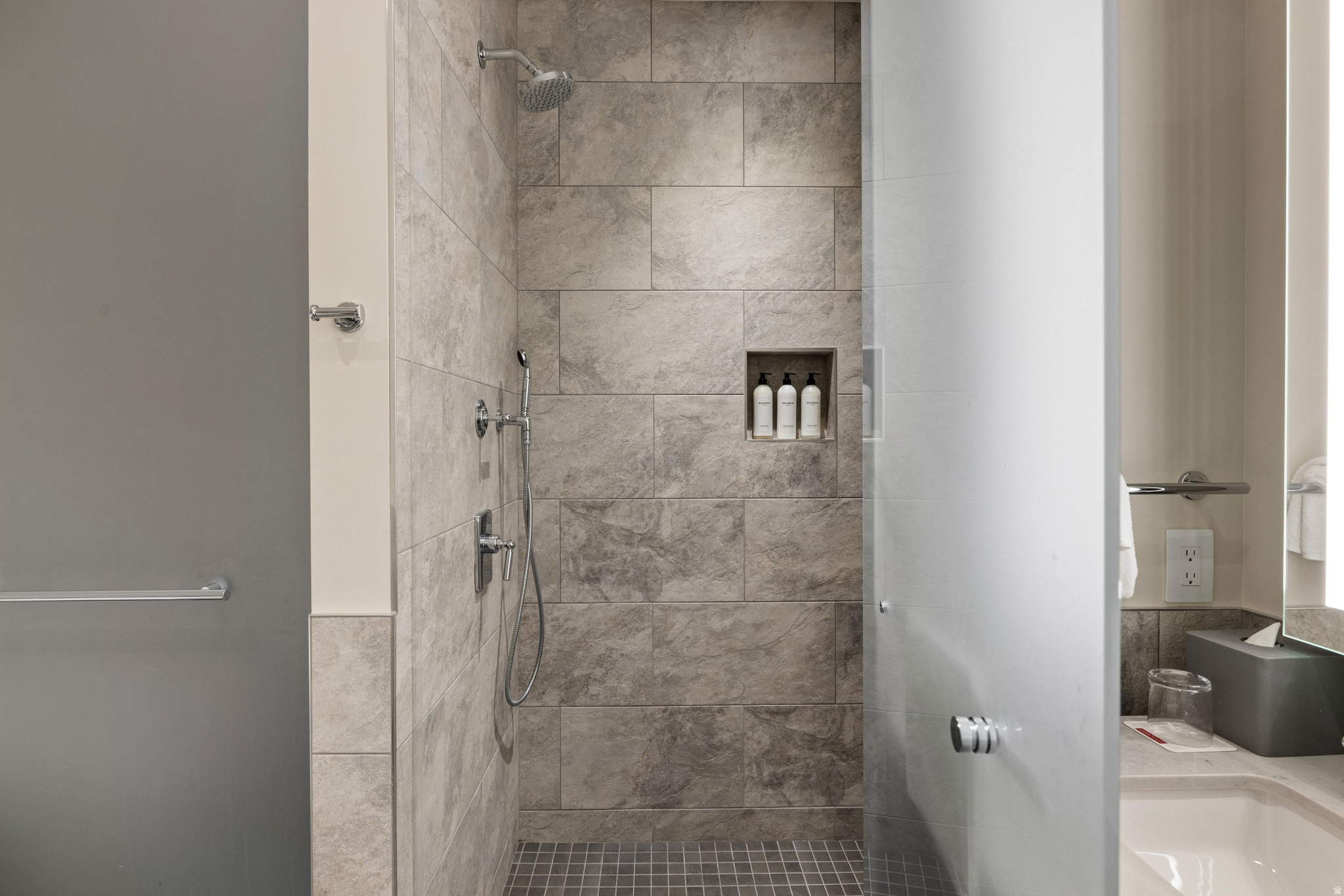 1702 W GLENCOE MOUNTAIN WAY