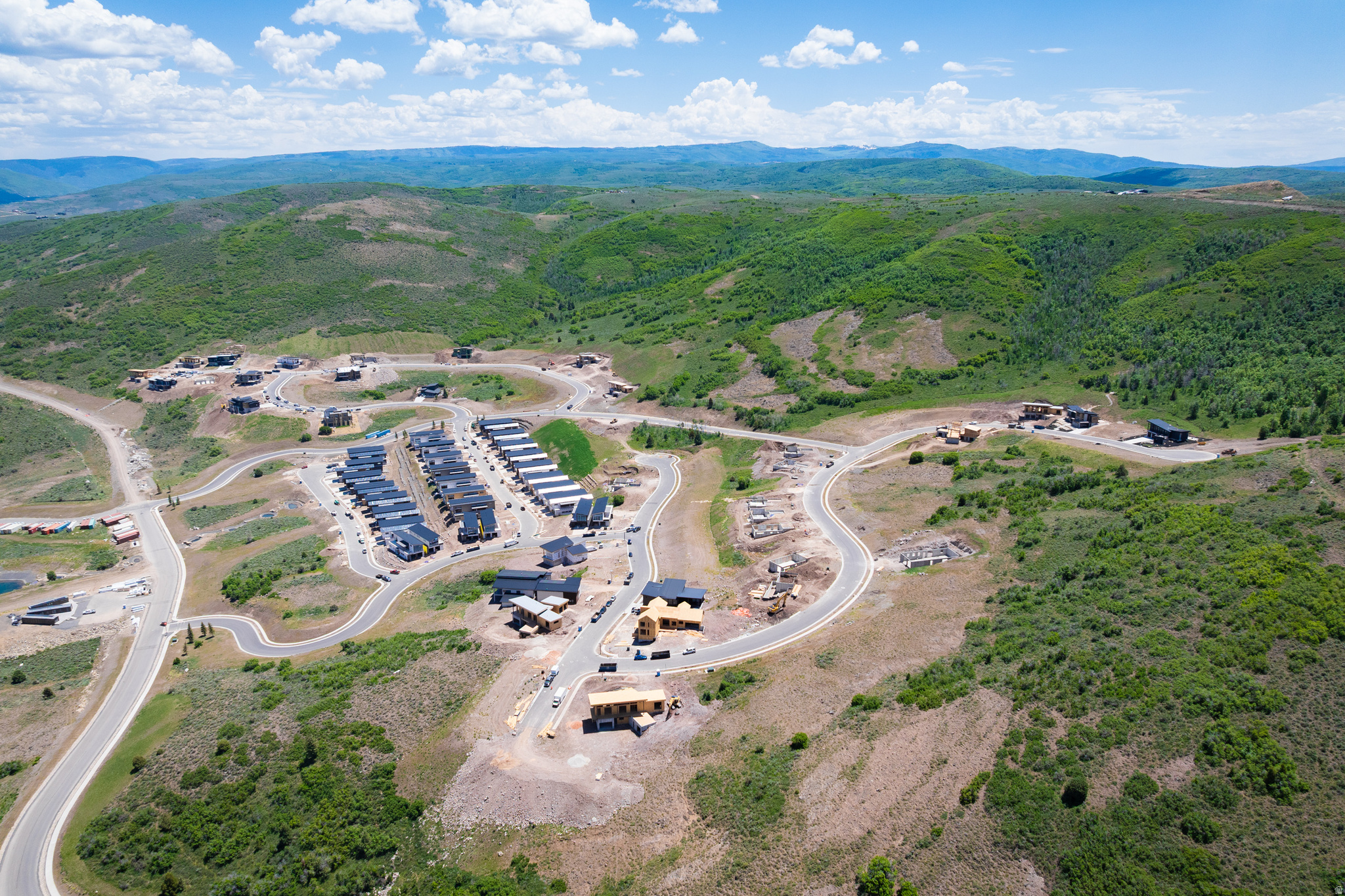 3696 E HUNTLEY WAY Unit: 64