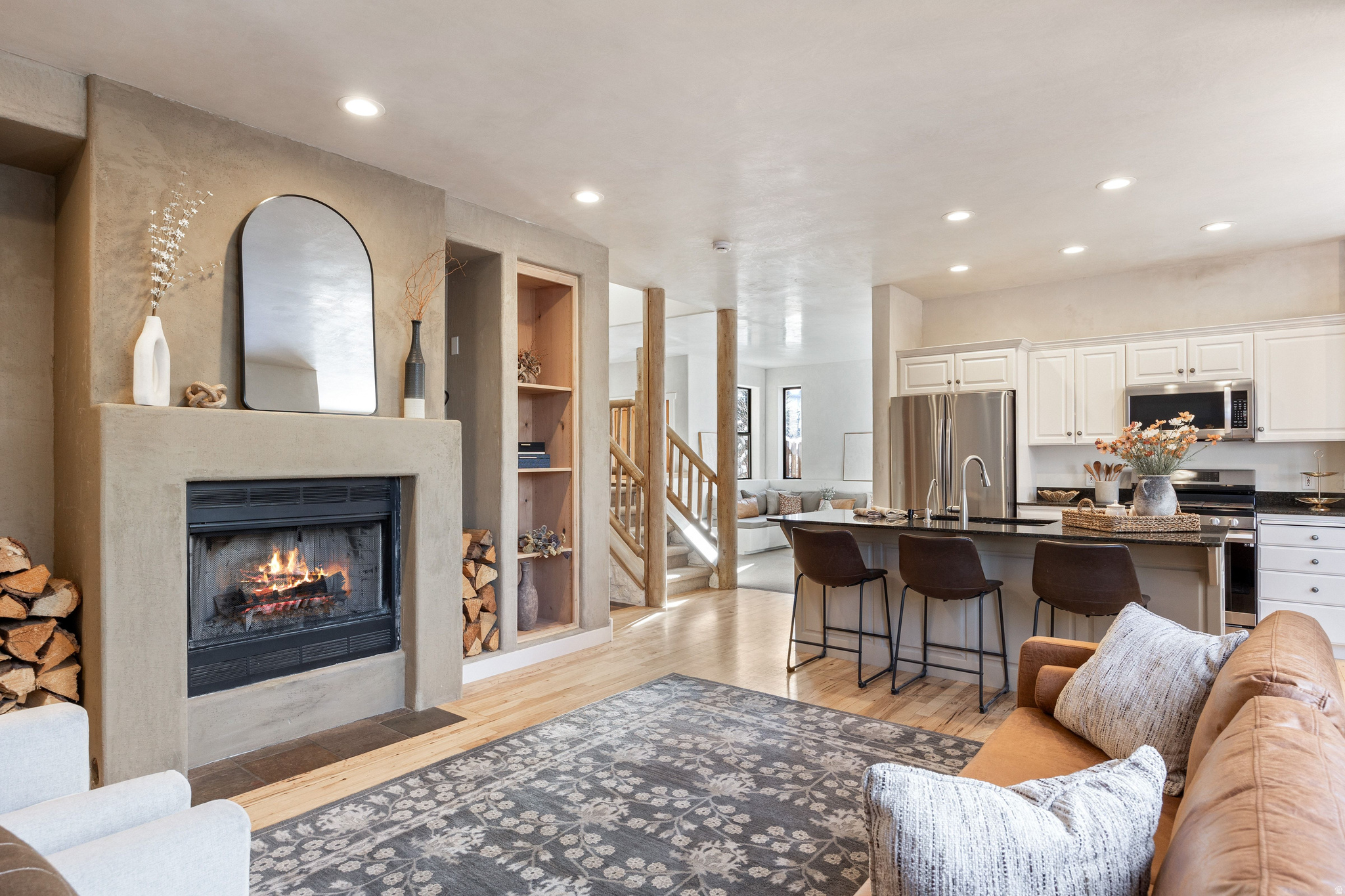 1023 STATION LOOP RD