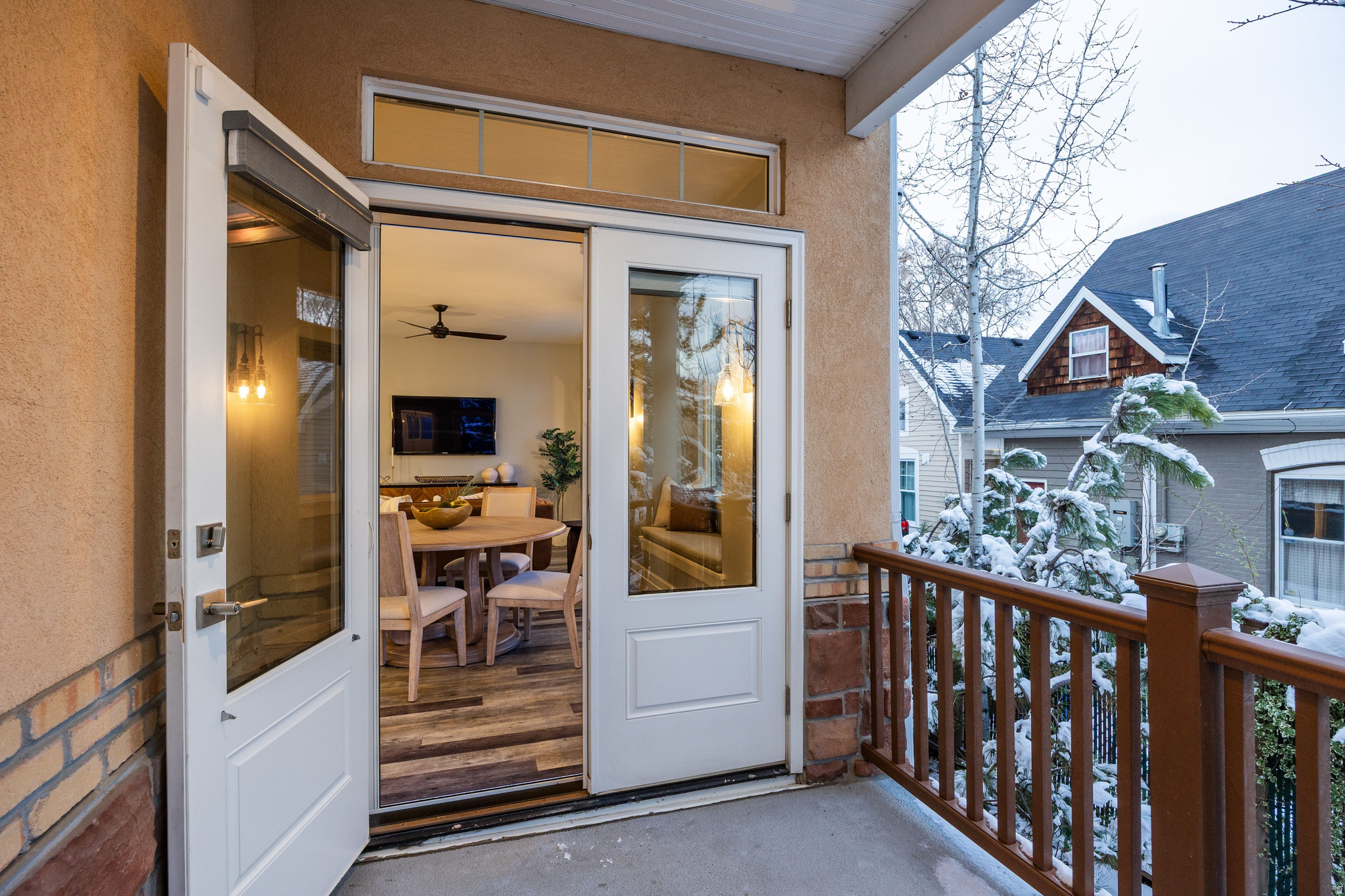 1195 S LIBERTY WELLS PL