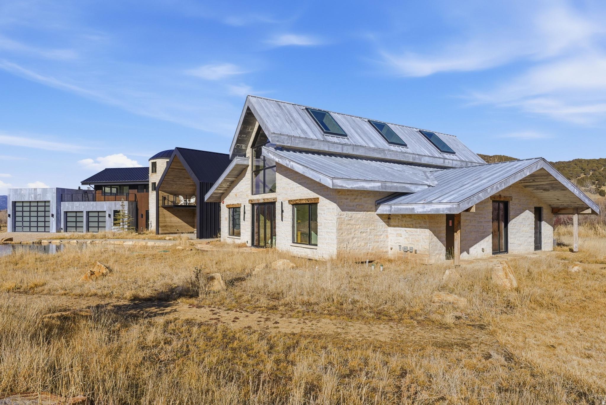 6950 N RIVER VALLEY DR