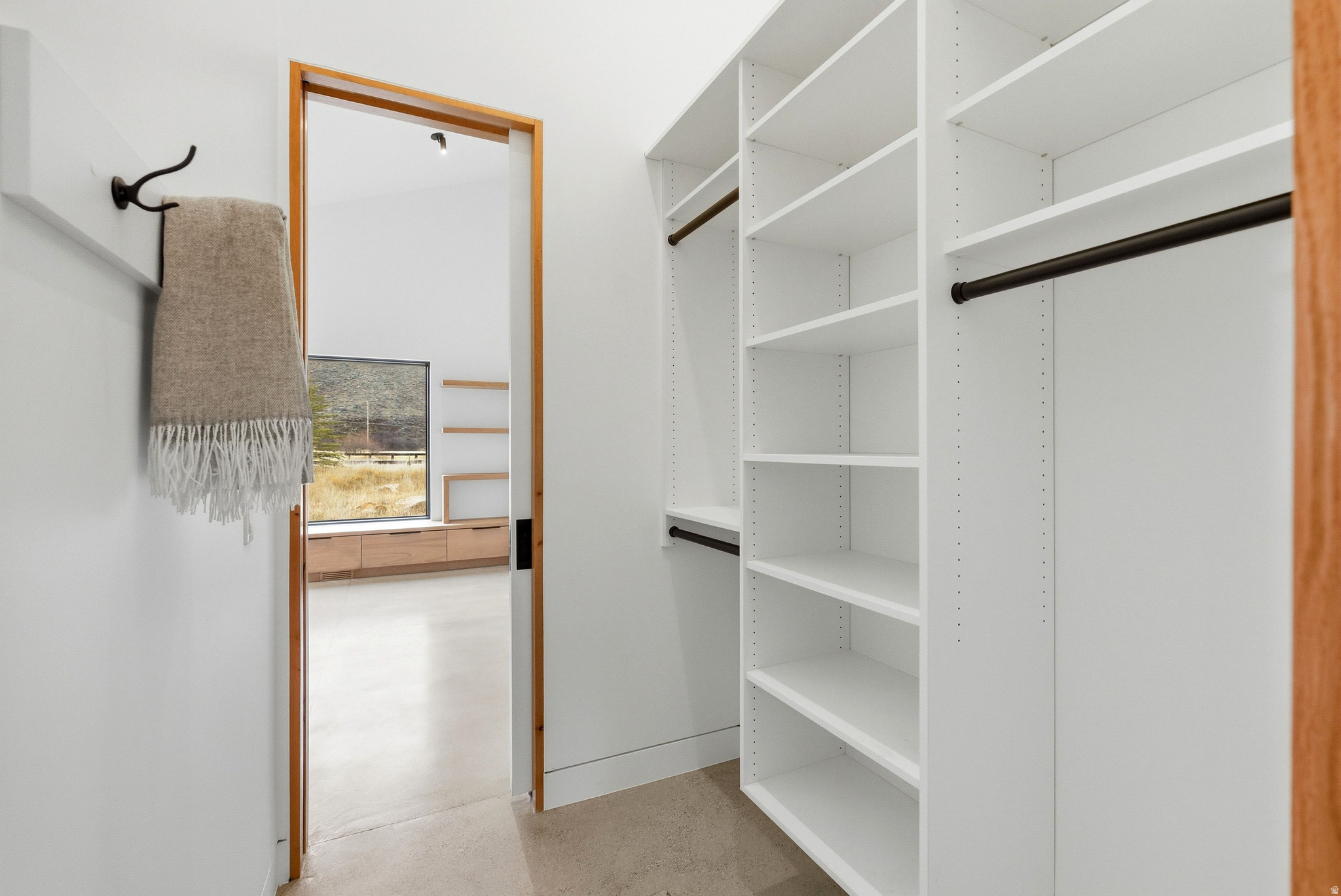 6950 N RIVER VALLEY DR