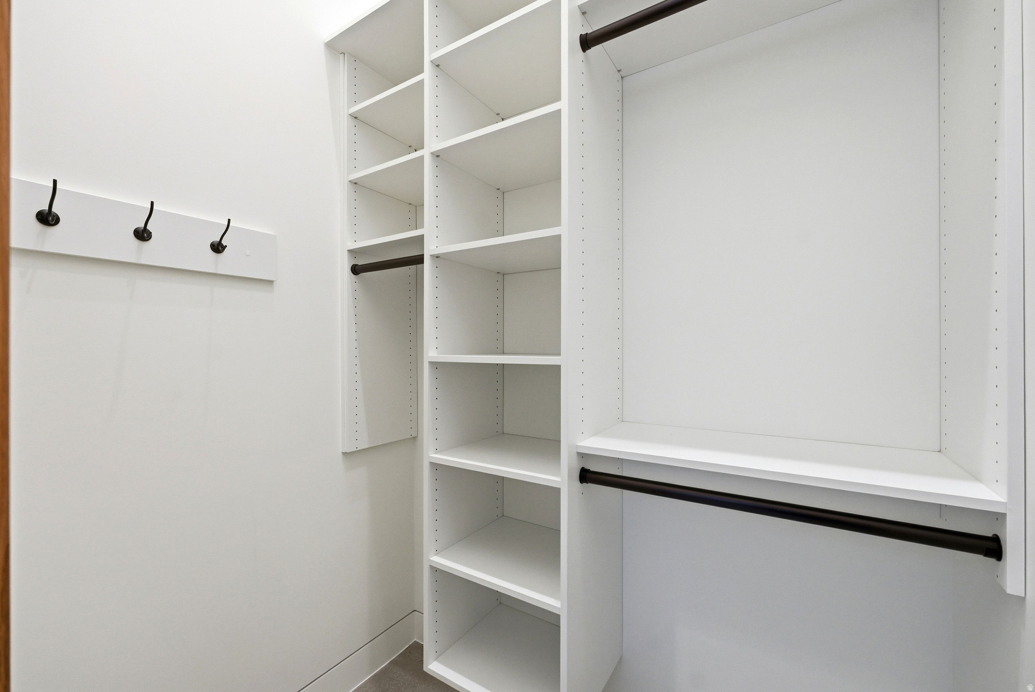 6950 N RIVER VALLEY DR