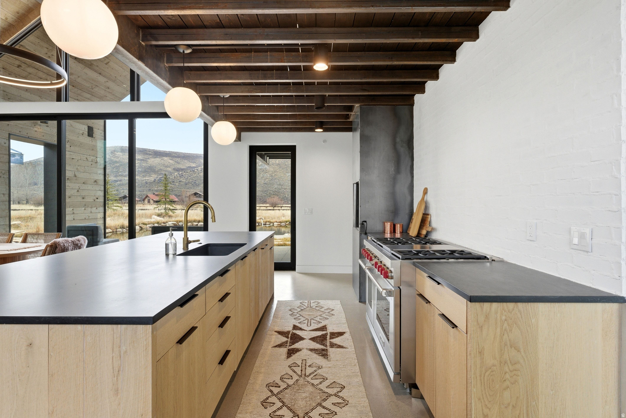 6950 N RIVER VALLEY DR