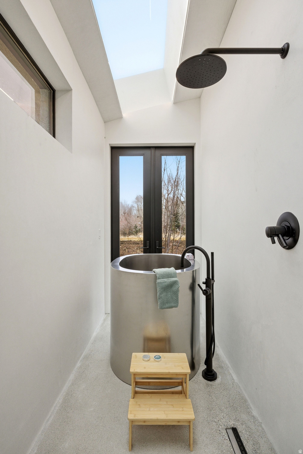 6950 N RIVER VALLEY DR