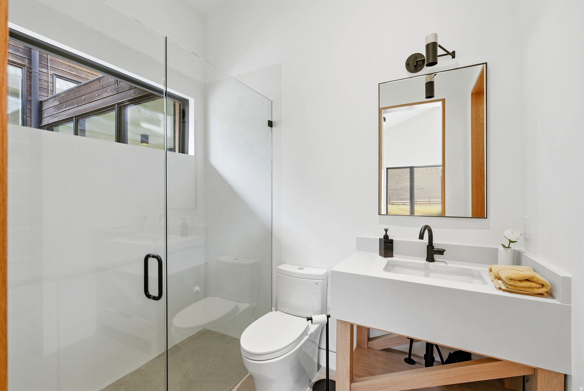 6950 N RIVER VALLEY DR