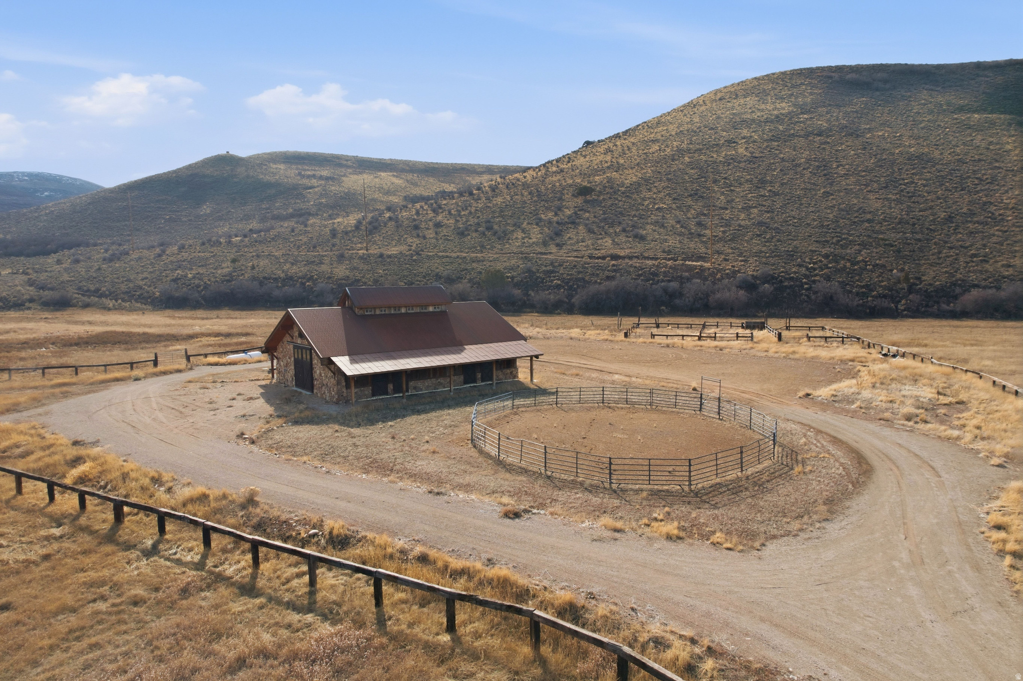 6950 N RIVER VALLEY DR