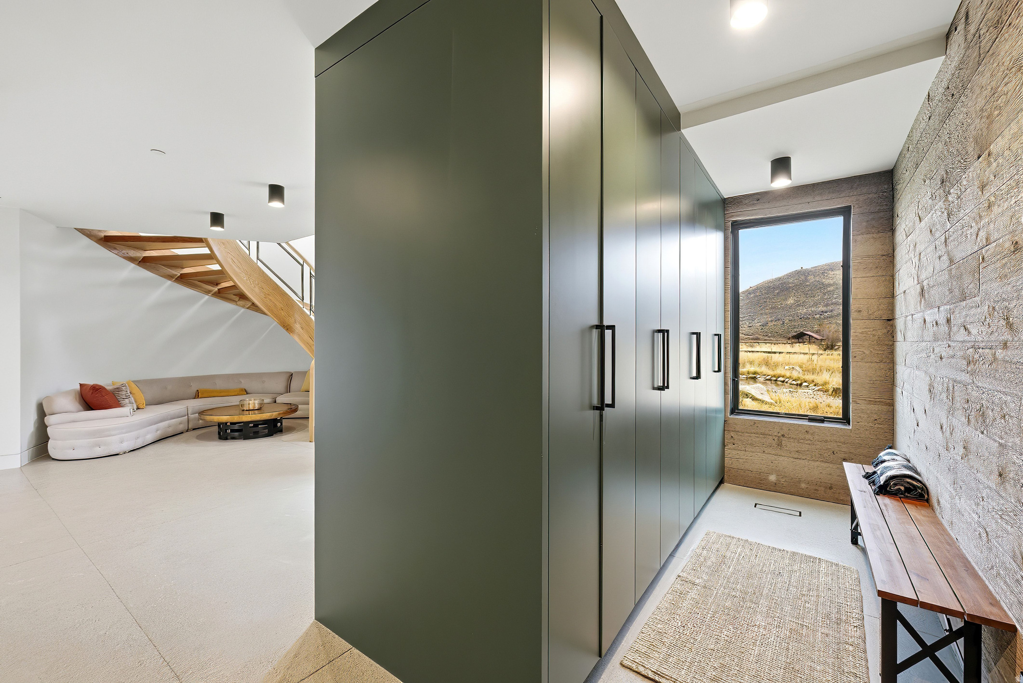 6950 N RIVER VALLEY DR