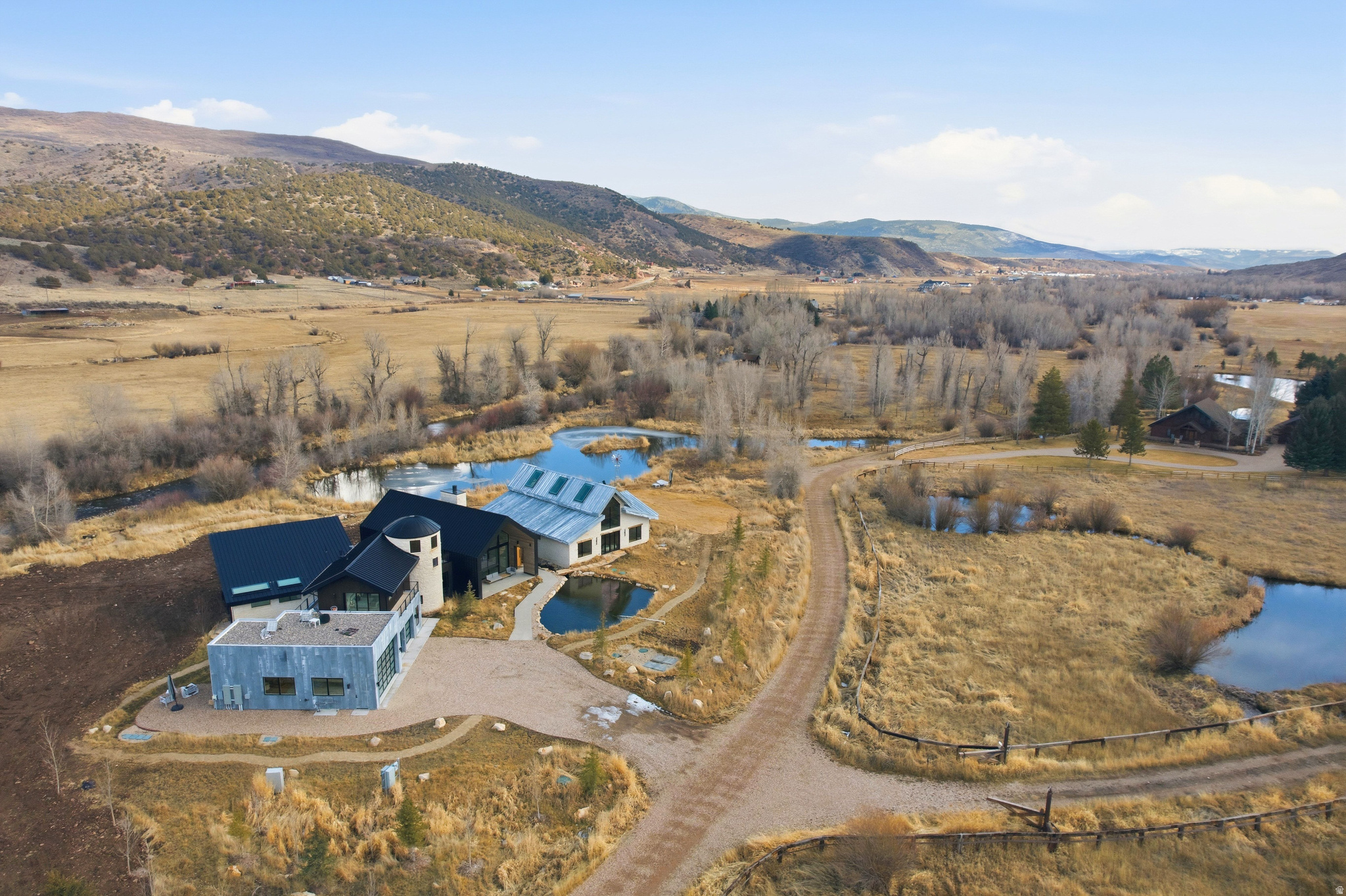 6950 N RIVER VALLEY DR