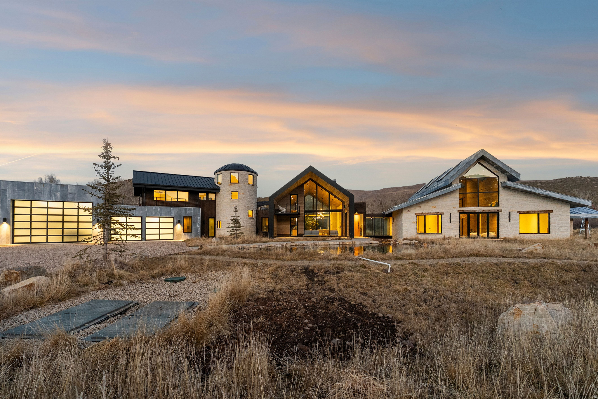 6950 N RIVER VALLEY DR