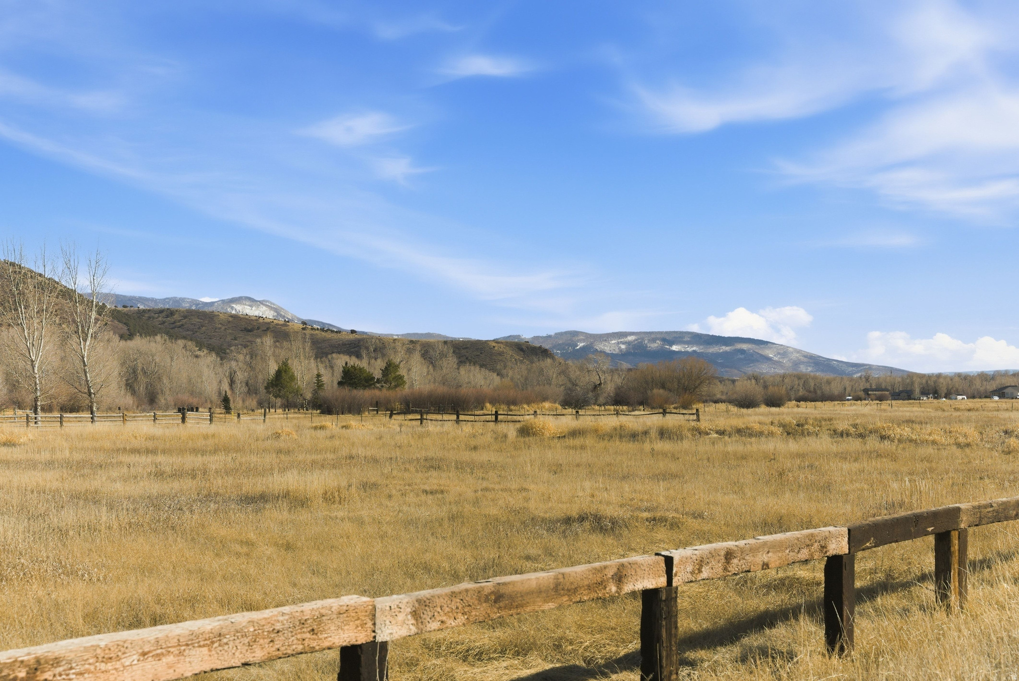 6950 N RIVER VALLEY DR