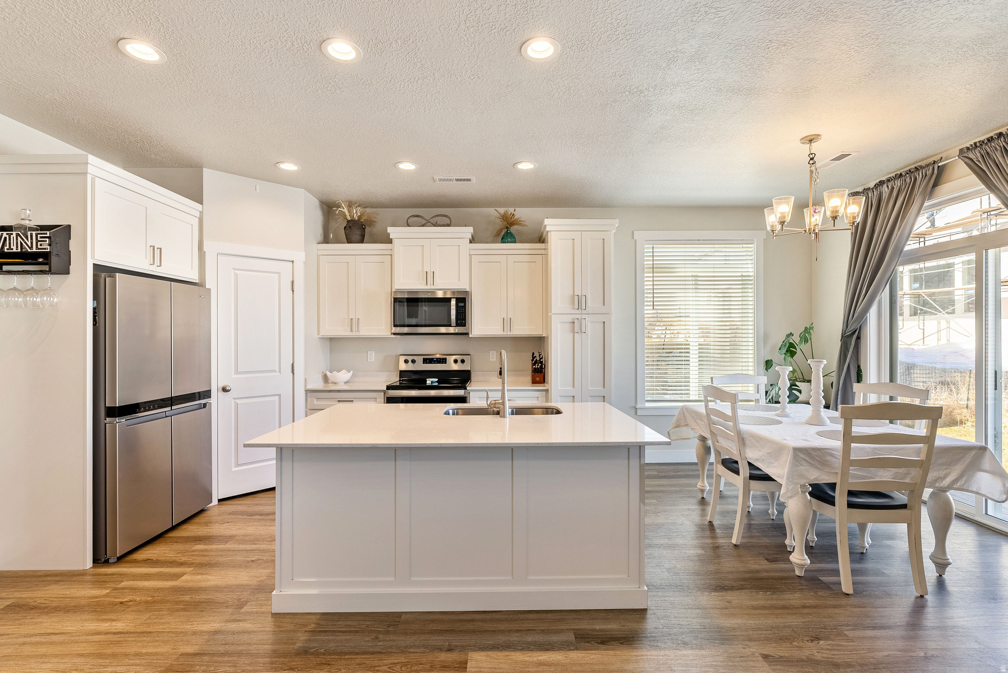 3381 E STILLWATER